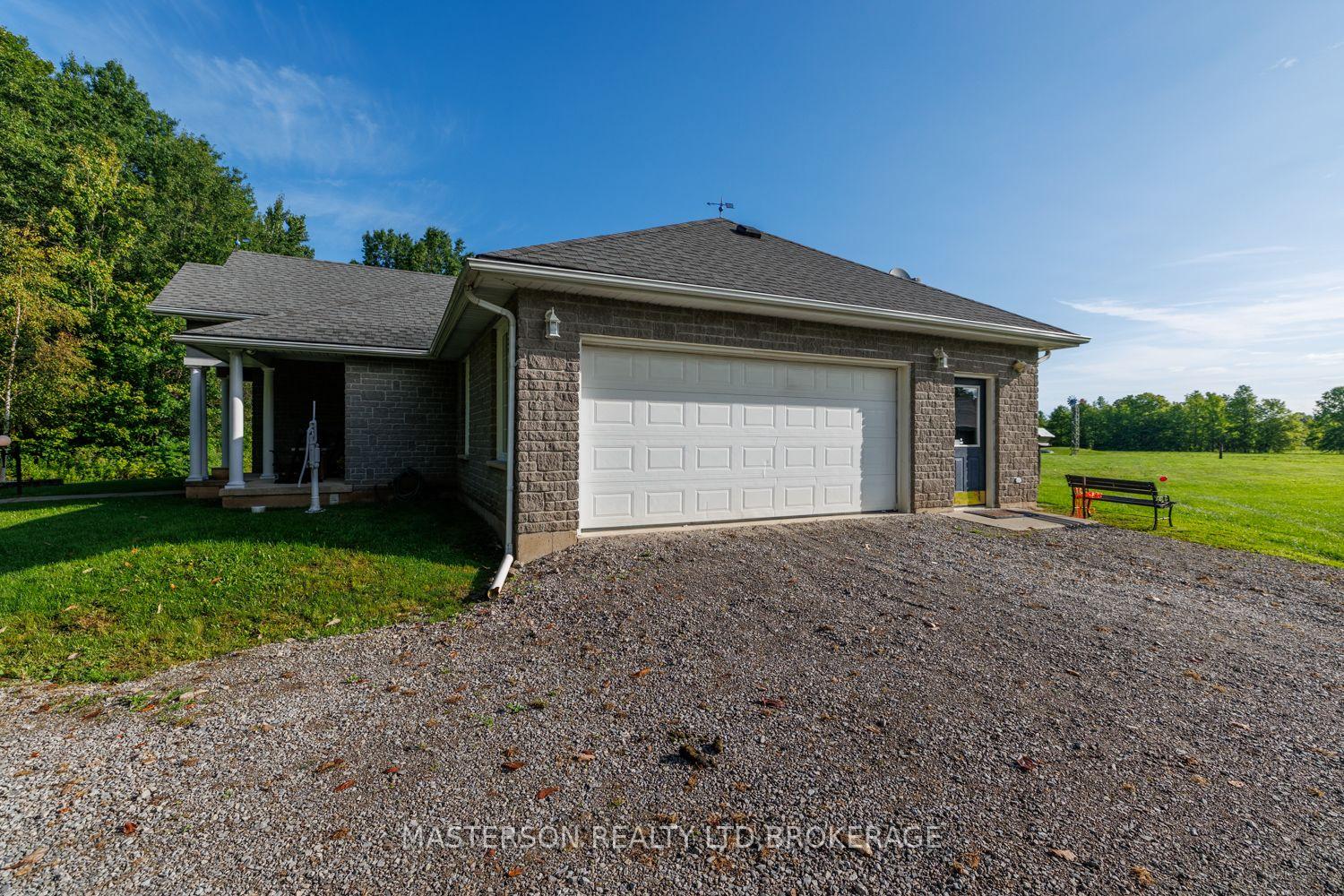 Photo 6 of 14064 King Road, Niagara Falls, Lyons Creek — HOMEH