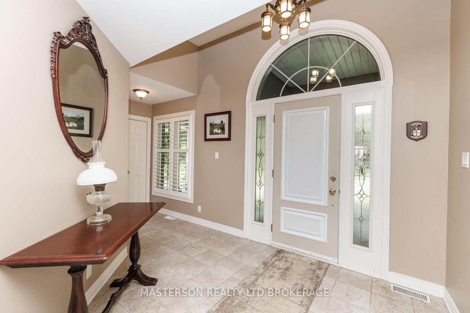 Photo 7 of 14064 King Road, Niagara Falls, Lyons Creek — HOMEH