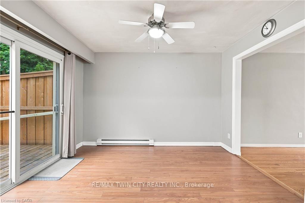 Photo 15 of 18 Ralgreen Crescent, Kitchener, Victoria Hills — HOMEH