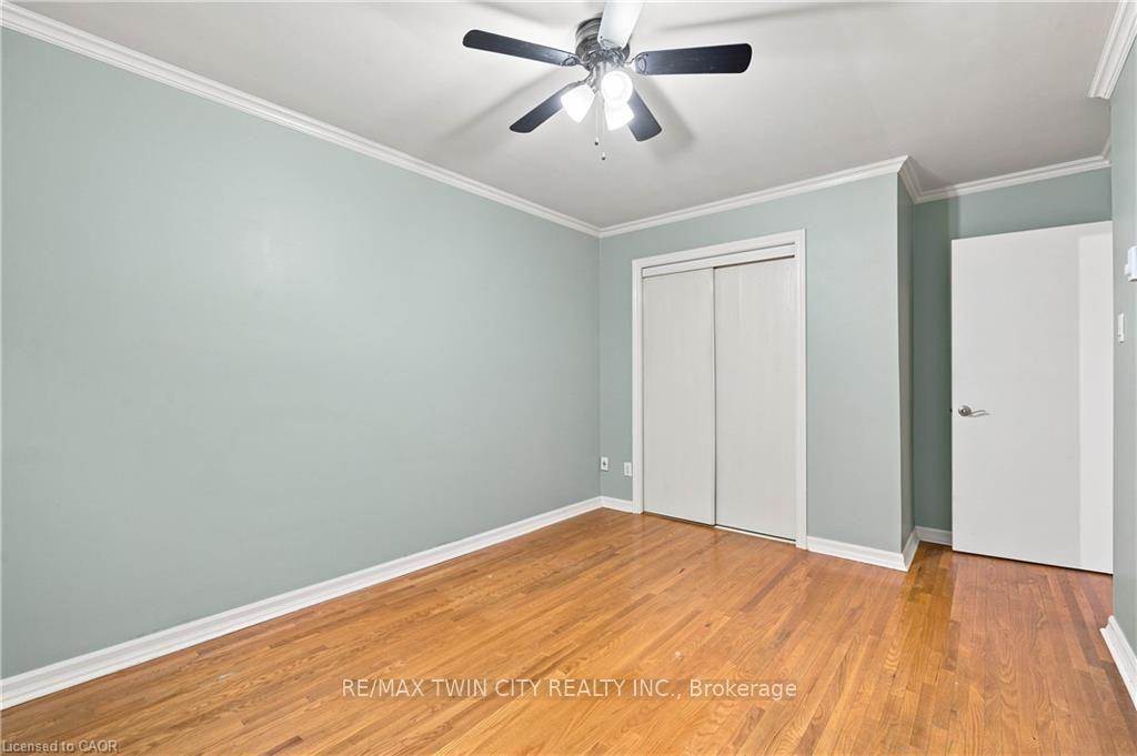 Photo 24 of 18 Ralgreen Crescent, Kitchener, Victoria Hills — HOMEH