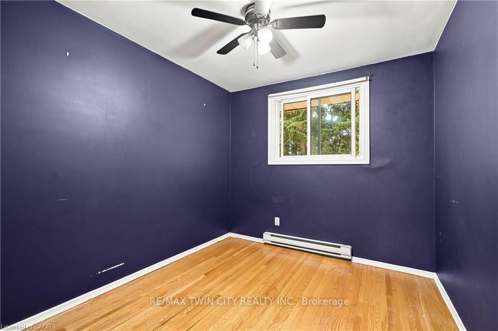 Photo 25 of 18 Ralgreen Crescent, Kitchener, Victoria Hills — HOMEH