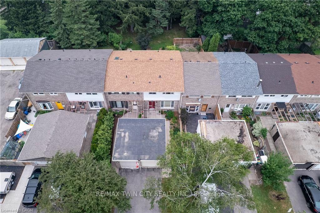 Photo 29 of 18 Ralgreen Crescent, Kitchener, Victoria Hills — HOMEH