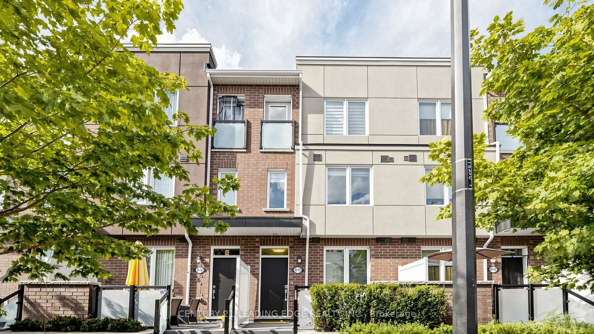 Photo 1 of Unit 13, 25 Heron Park Place, Scarborough, West Hill — HOMEH