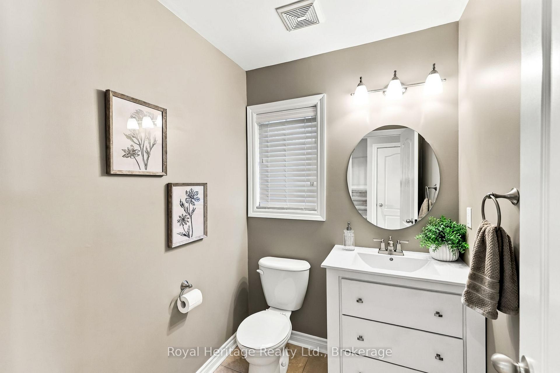 Photo 7 of 20 Bagnell Crescent, Clarington, Bowmanville — HOMEH