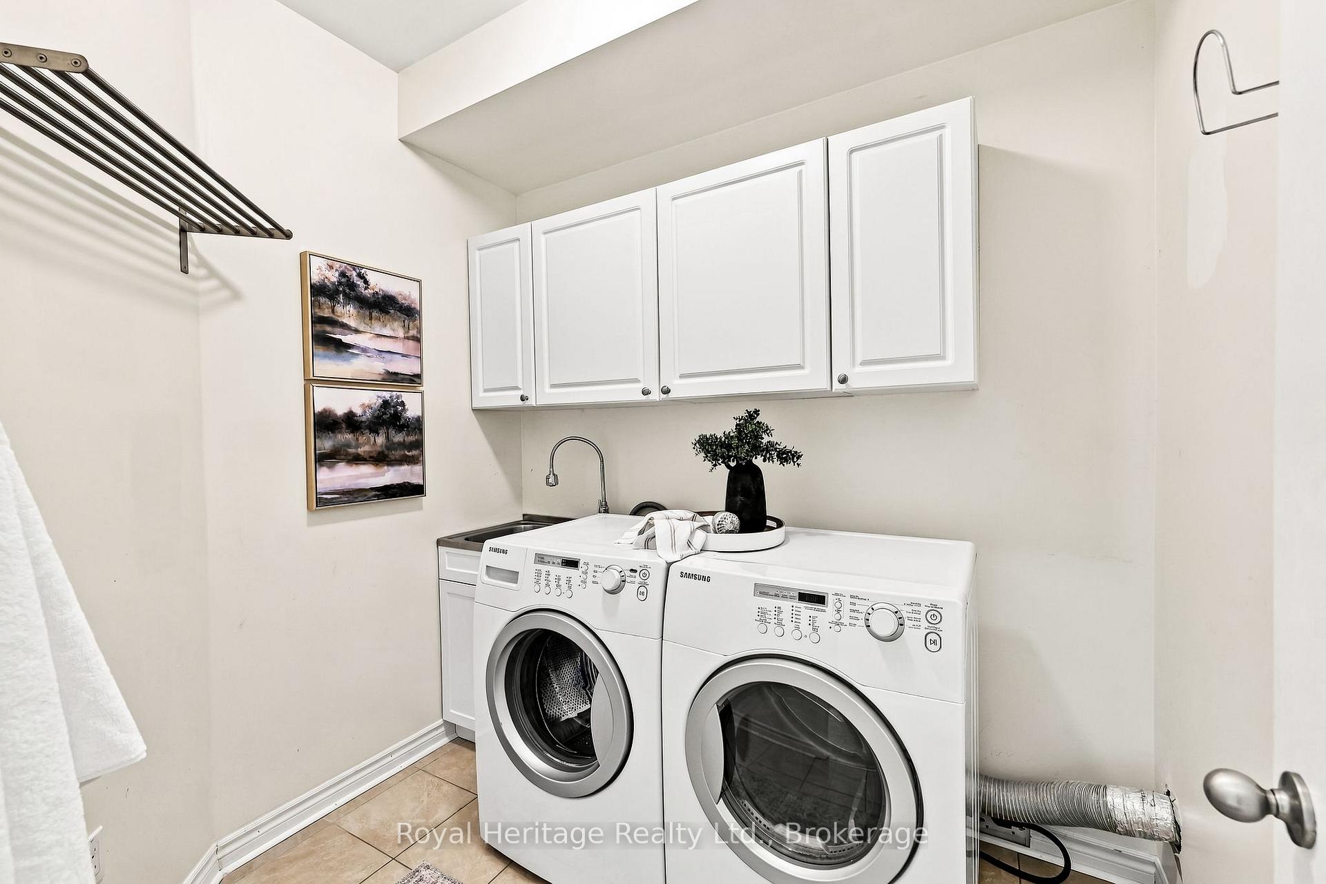 Photo 8 of 20 Bagnell Crescent, Clarington, Bowmanville — HOMEH