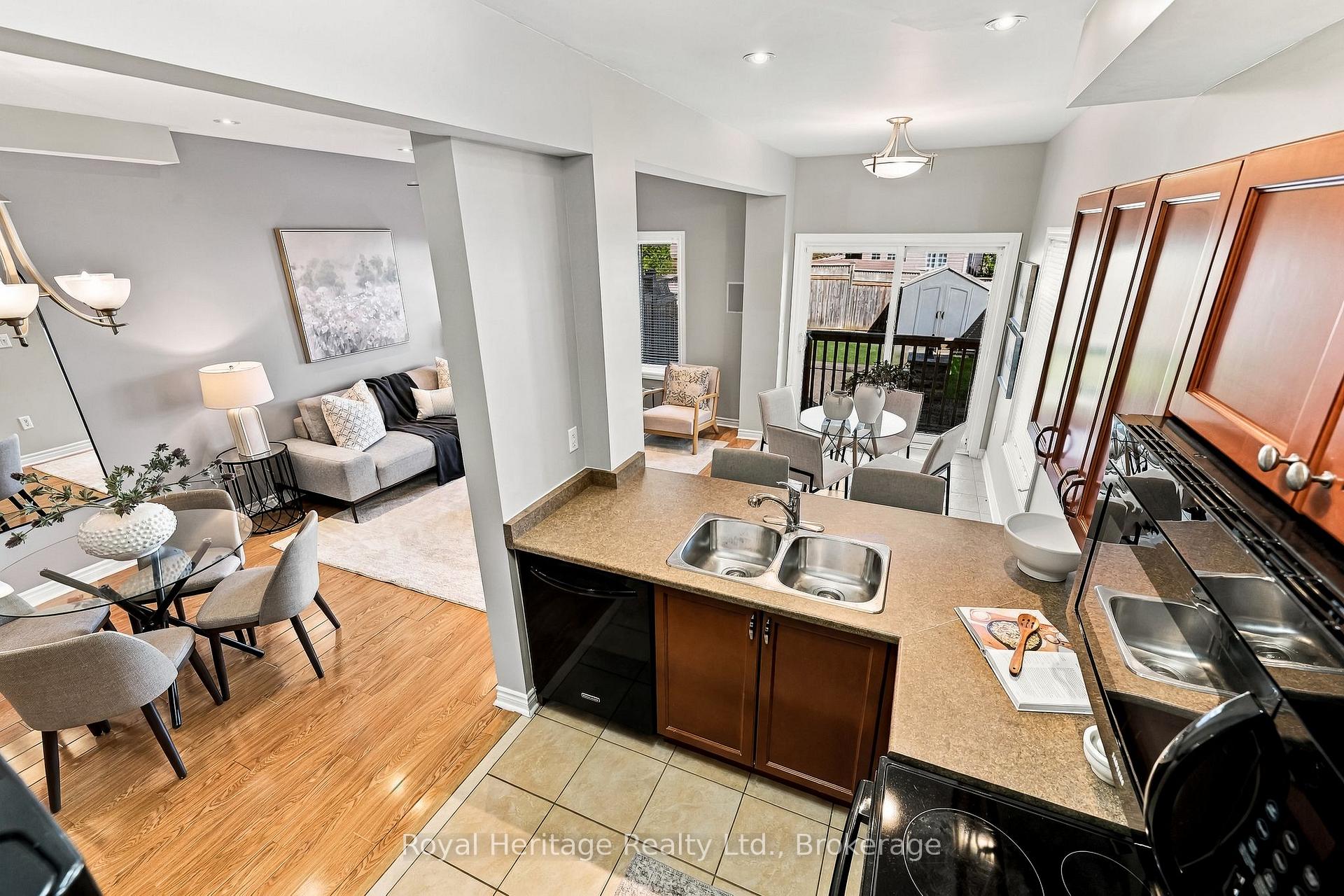Photo 15 of 20 Bagnell Crescent, Clarington, Bowmanville — HOMEH