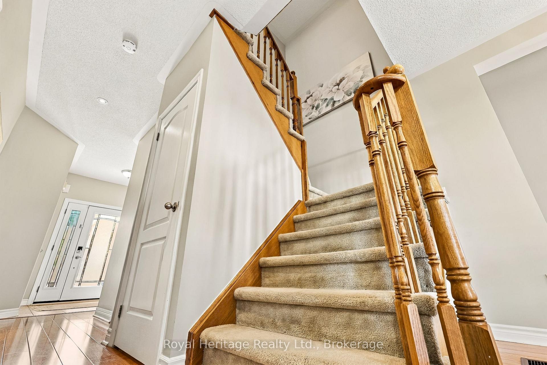 Photo 23 of 20 Bagnell Crescent, Clarington, Bowmanville — HOMEH