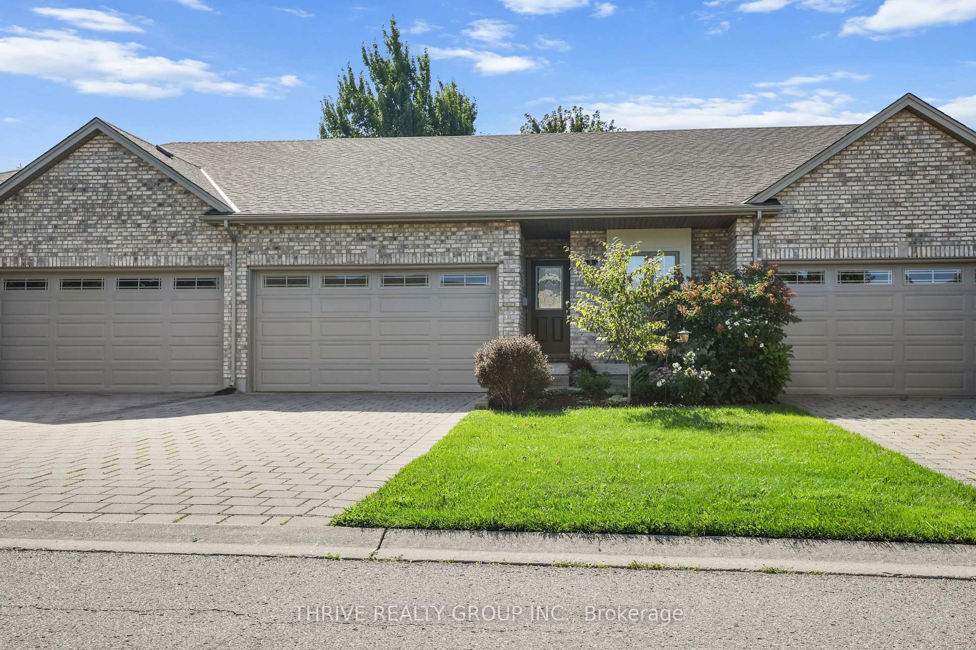 Photo of Unit 3, 1571 Coronation Drive