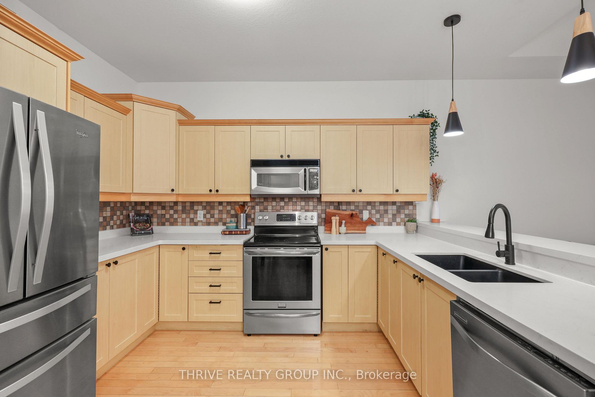 Photo 10 of Unit 3, 1571 Coronation Drive, London, North I — HOMEH