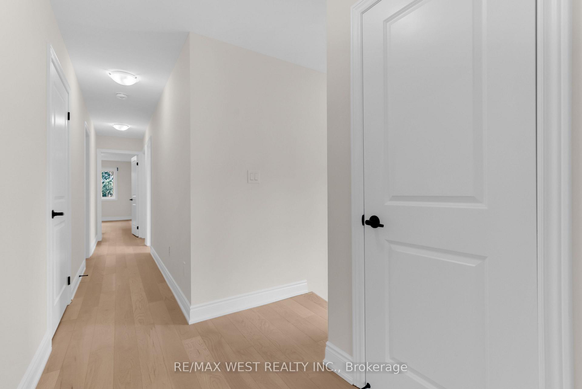 Photo 21 of 131 Guelph Street, Oshawa, Donevan — HOMEH