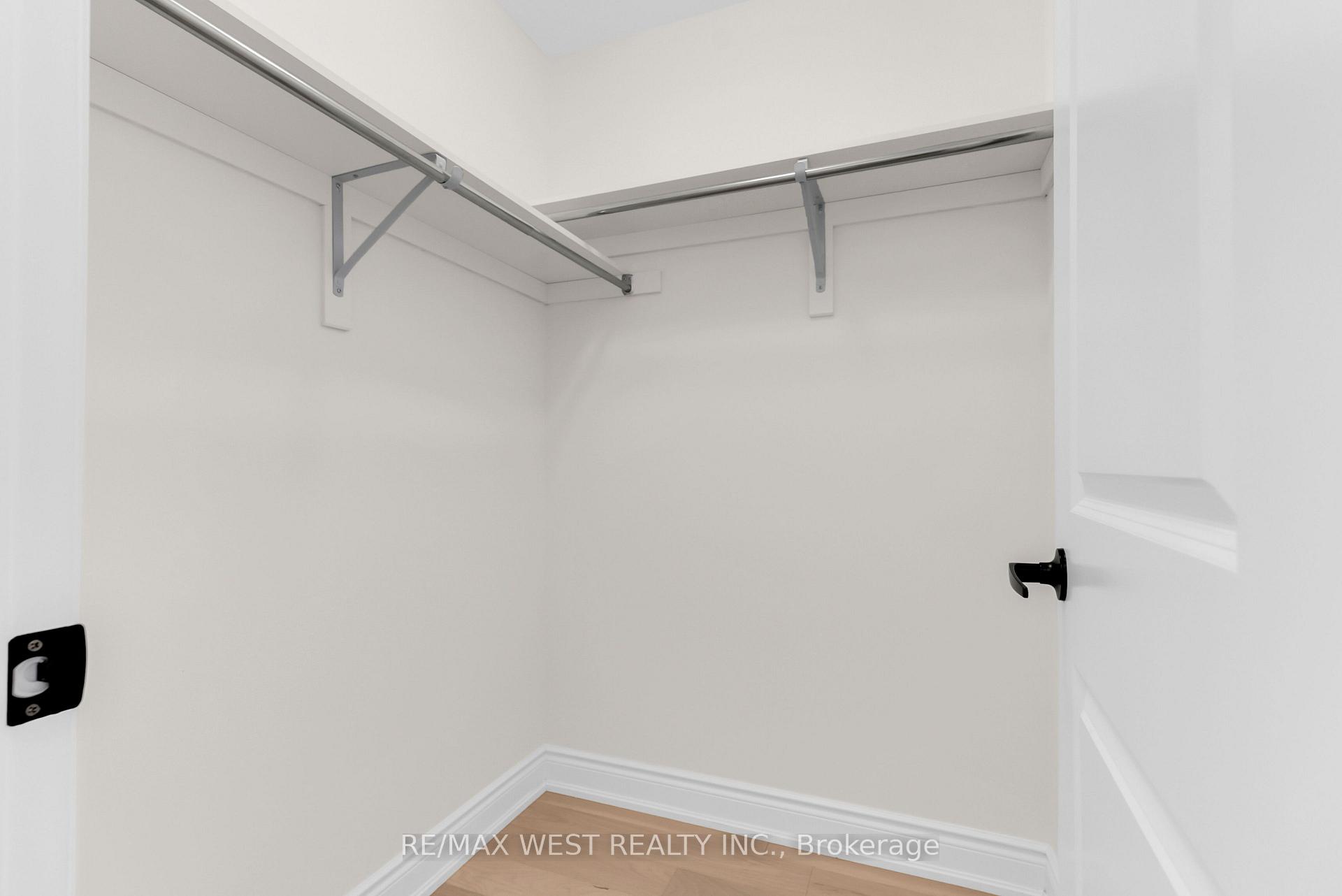 Photo 30 of 131 Guelph Street, Oshawa, Donevan — HOMEH