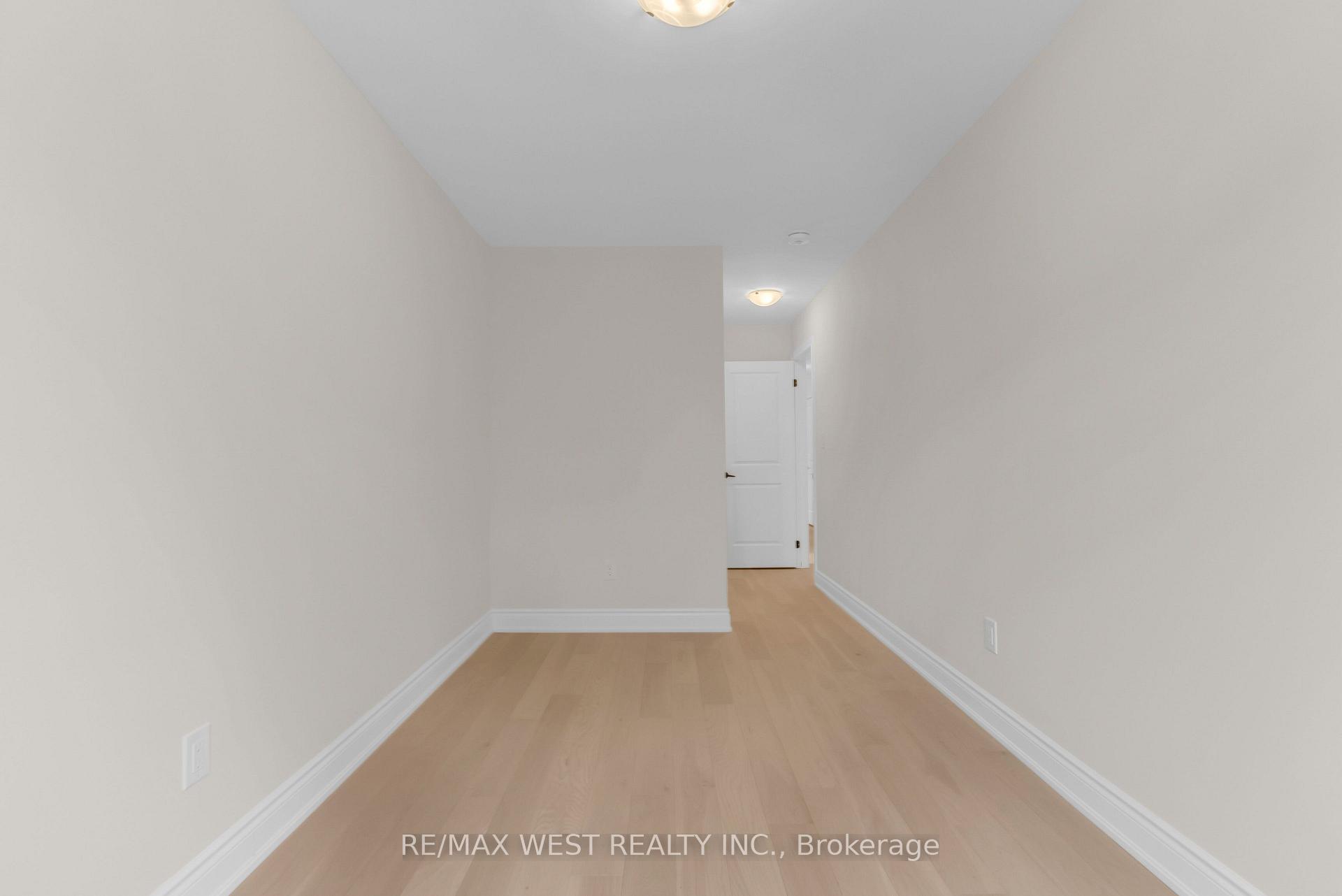Photo 33 of 131 Guelph Street, Oshawa, Donevan — HOMEH