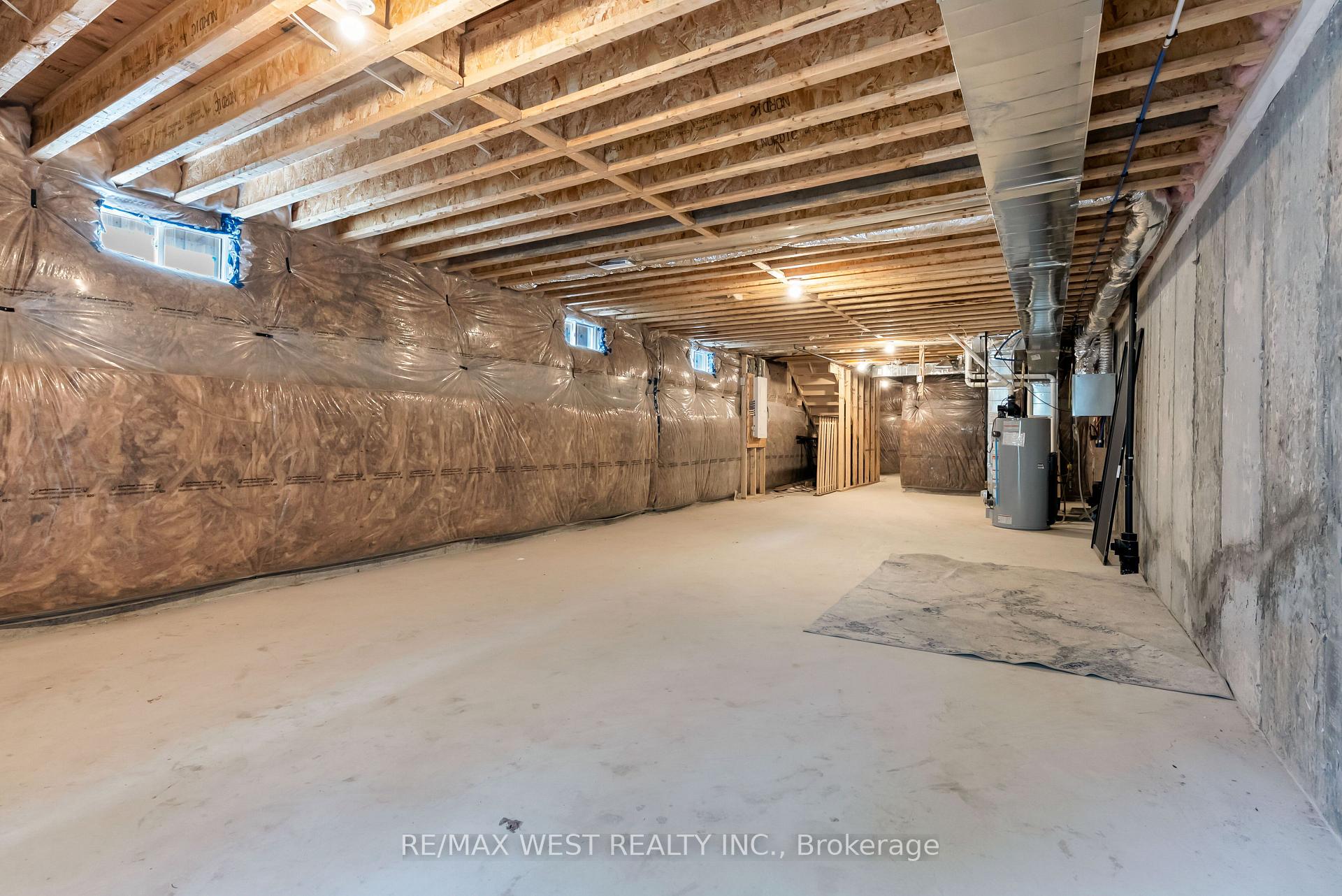 Photo 39 of 131 Guelph Street, Oshawa, Donevan — HOMEH