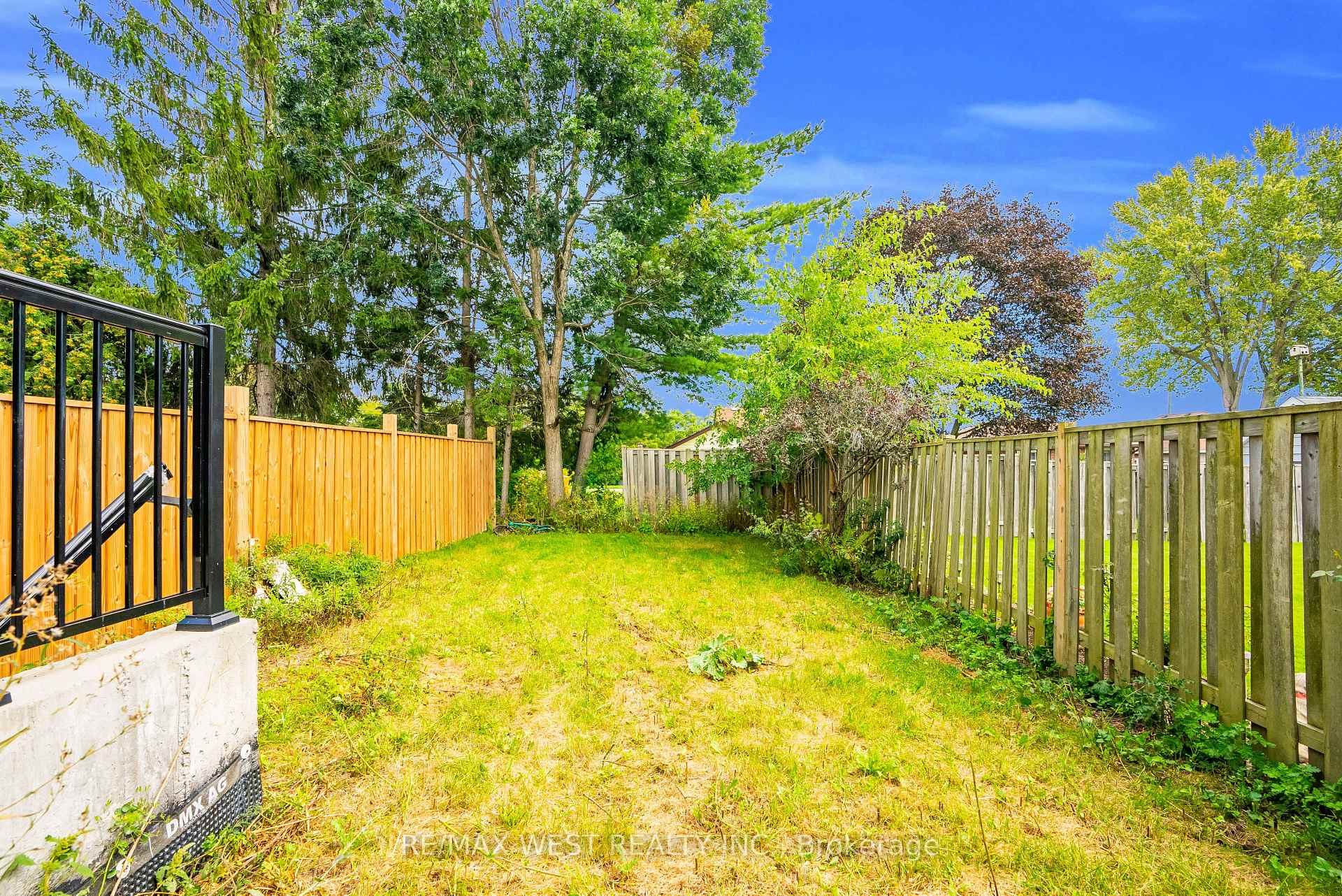 Photo 42 of 131 Guelph Street, Oshawa, Donevan — HOMEH