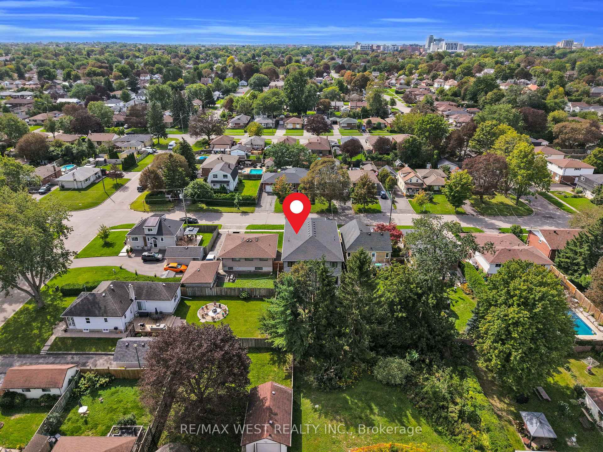 Photo 47 of 131 Guelph Street, Oshawa, Donevan — HOMEH