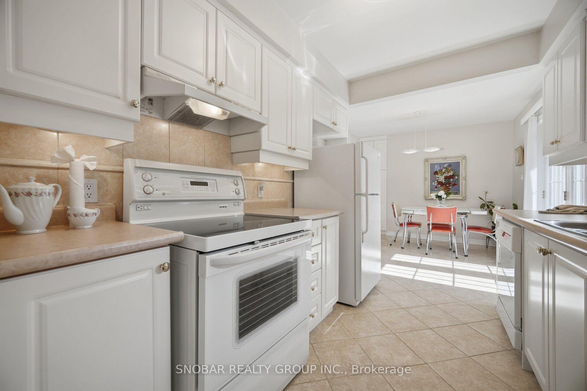 Photo 11 of 1408 Ballyclare Drive, Mississauga, Erindale — HOMEH
