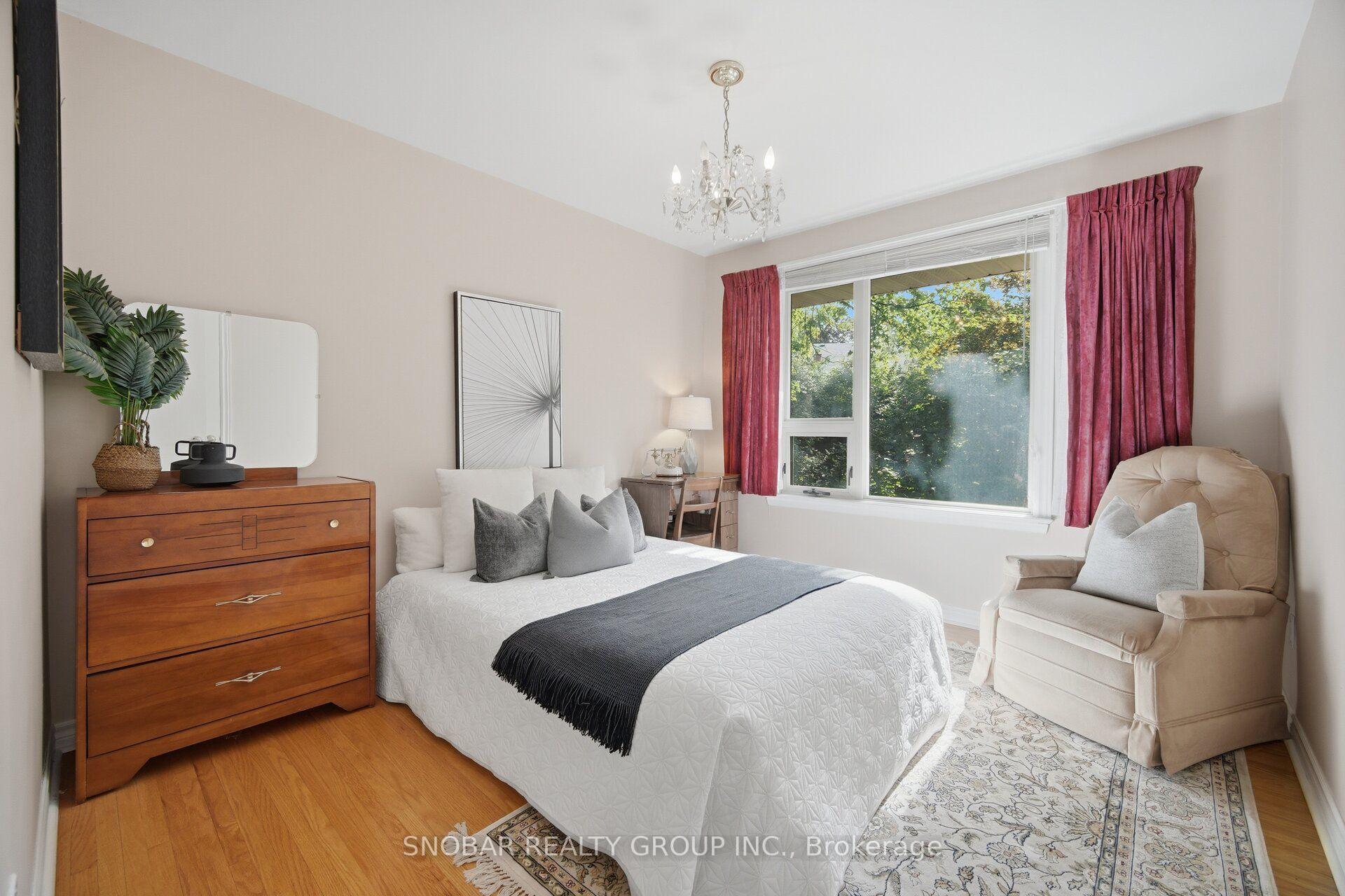 Photo 19 of 1408 Ballyclare Drive, Mississauga, Erindale — HOMEH