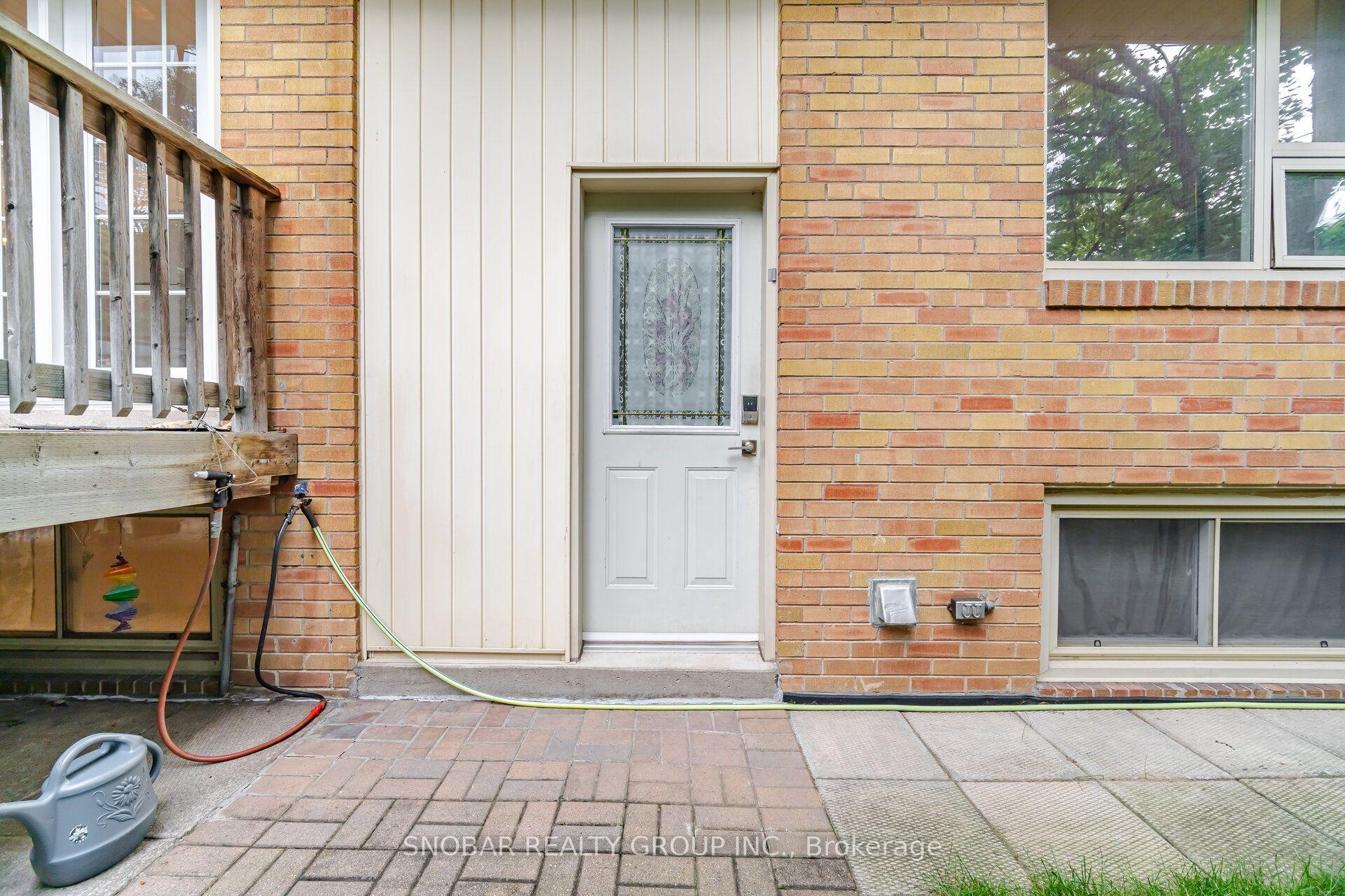 Photo 23 of 1408 Ballyclare Drive, Mississauga, Erindale — HOMEH