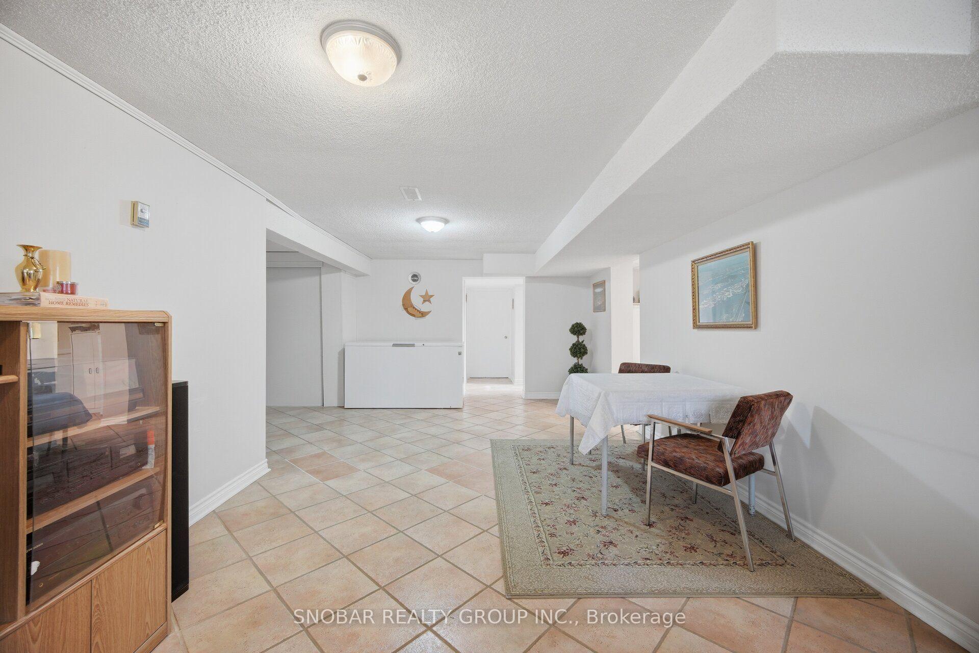 Photo 25 of 1408 Ballyclare Drive, Mississauga, Erindale — HOMEH