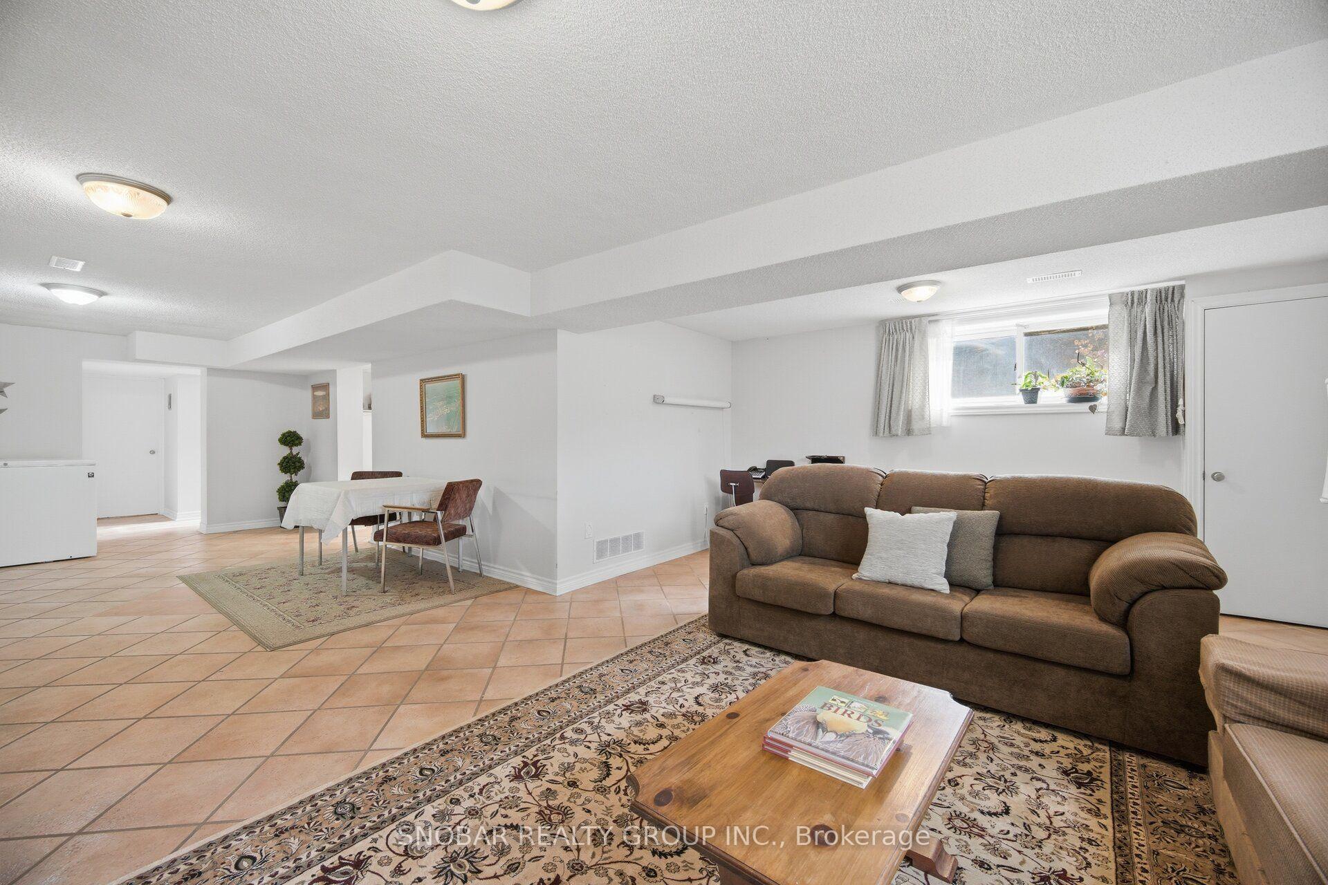 Photo 30 of 1408 Ballyclare Drive, Mississauga, Erindale — HOMEH