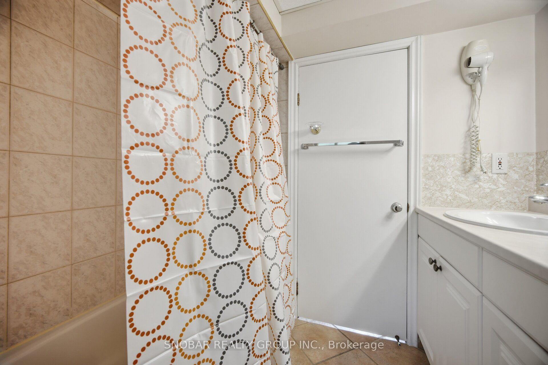 Photo 34 of 1408 Ballyclare Drive, Mississauga, Erindale — HOMEH