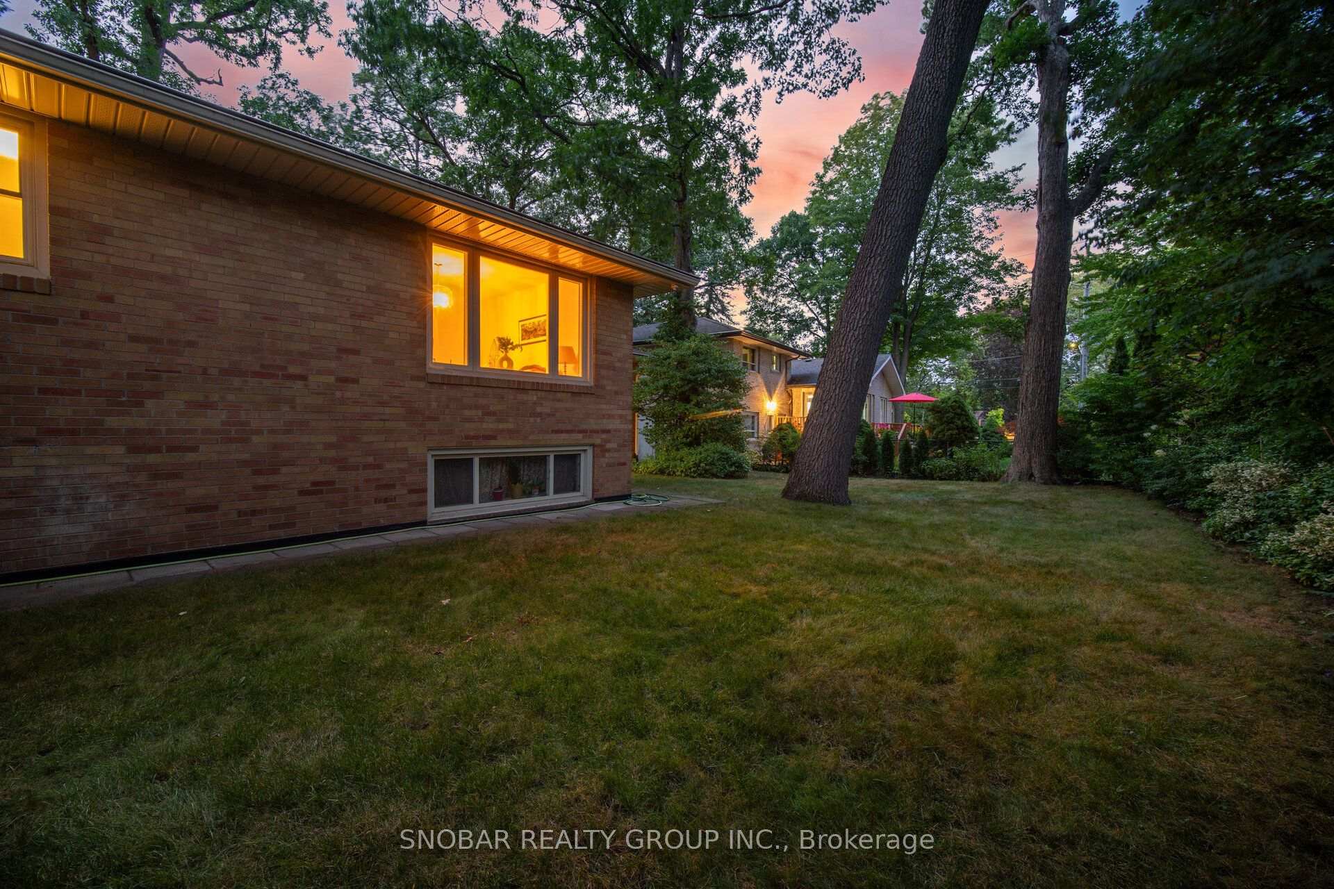 Photo 43 of 1408 Ballyclare Drive, Mississauga, Erindale — HOMEH