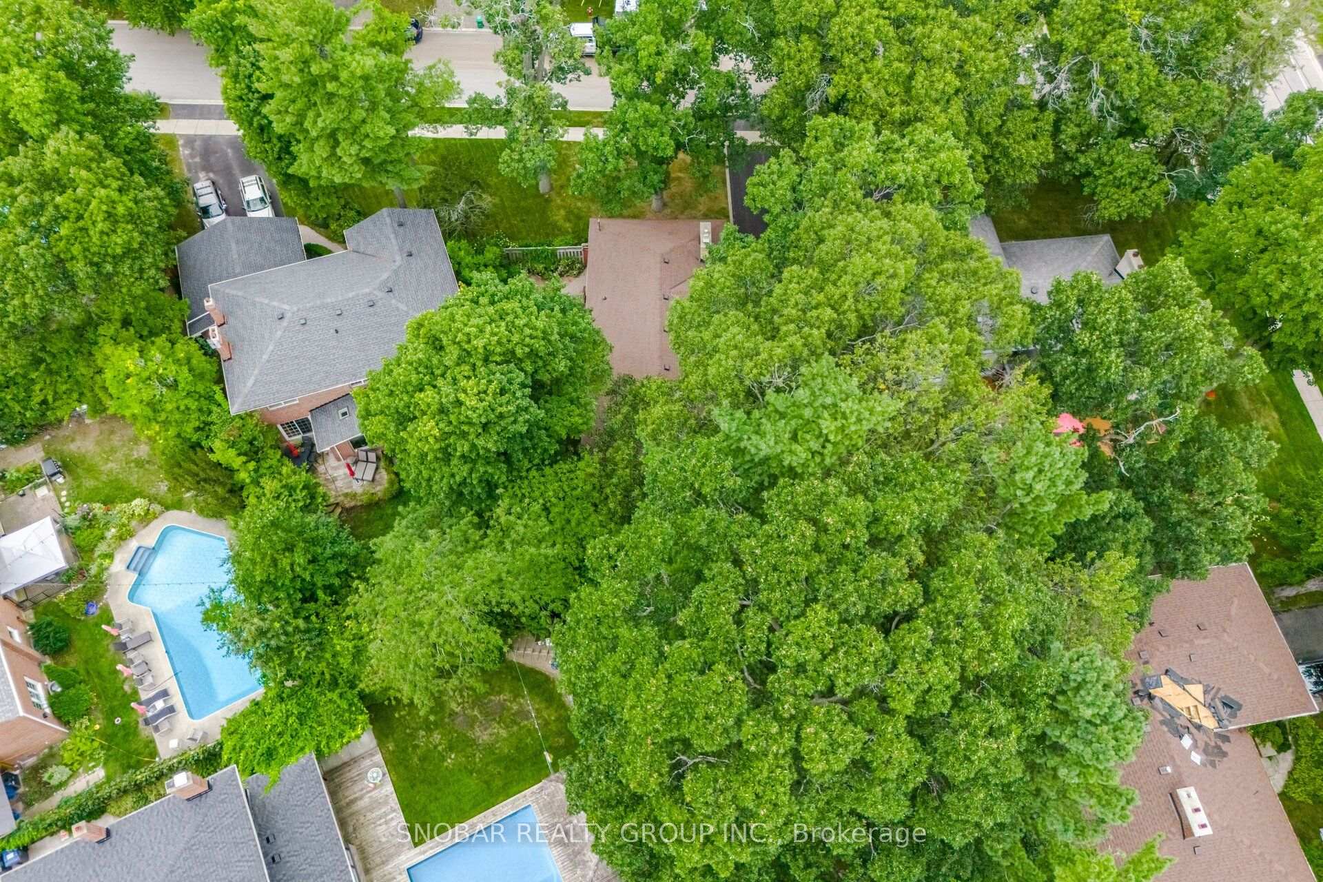 Photo 45 of 1408 Ballyclare Drive, Mississauga, Erindale — HOMEH