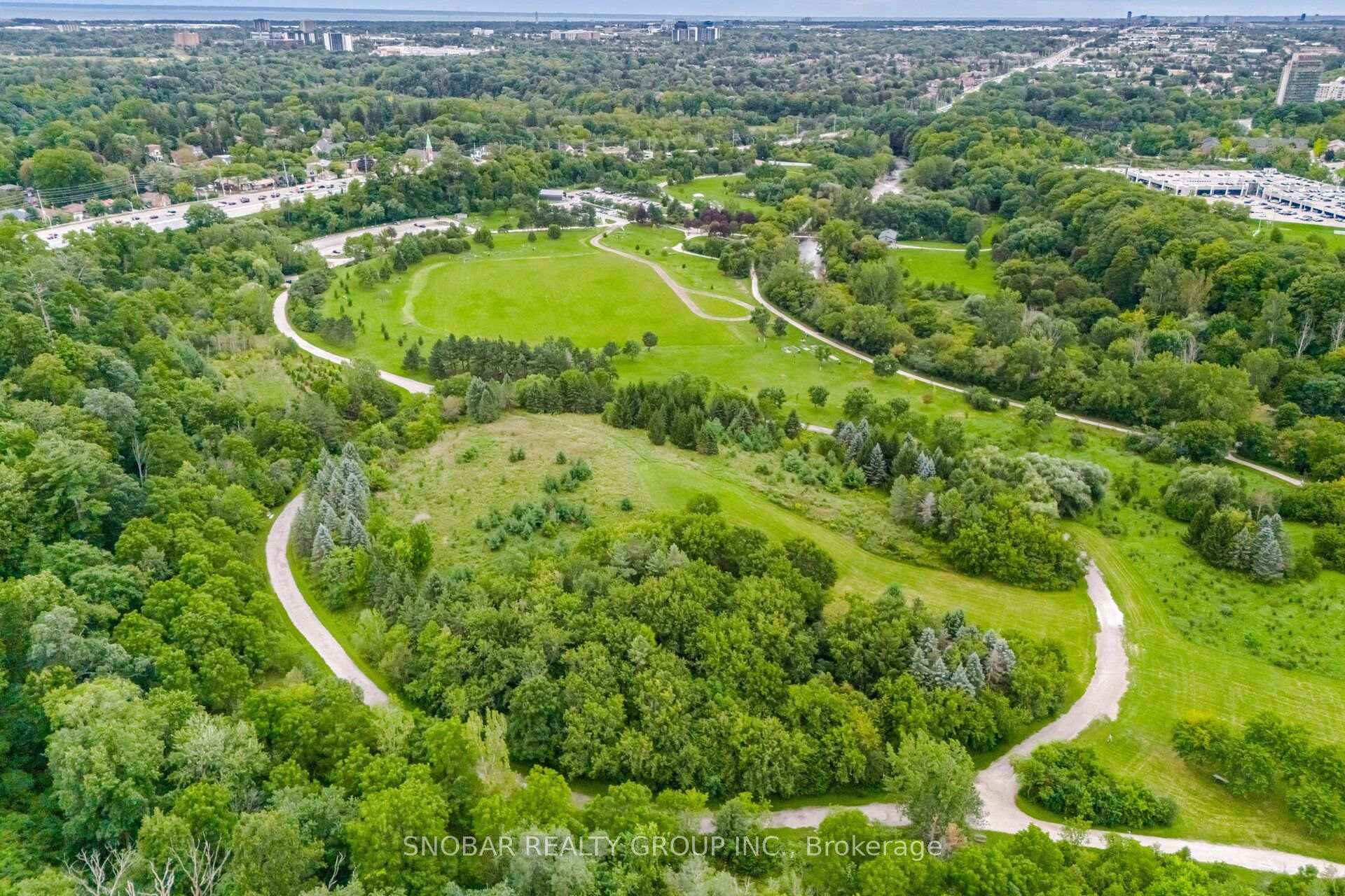 Photo 46 of 1408 Ballyclare Drive, Mississauga, Erindale — HOMEH