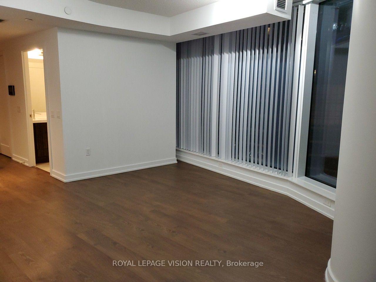 Photo 4 of Unit 1410, 10 York Street, Toronto, Waterfront Communities — HOMEH