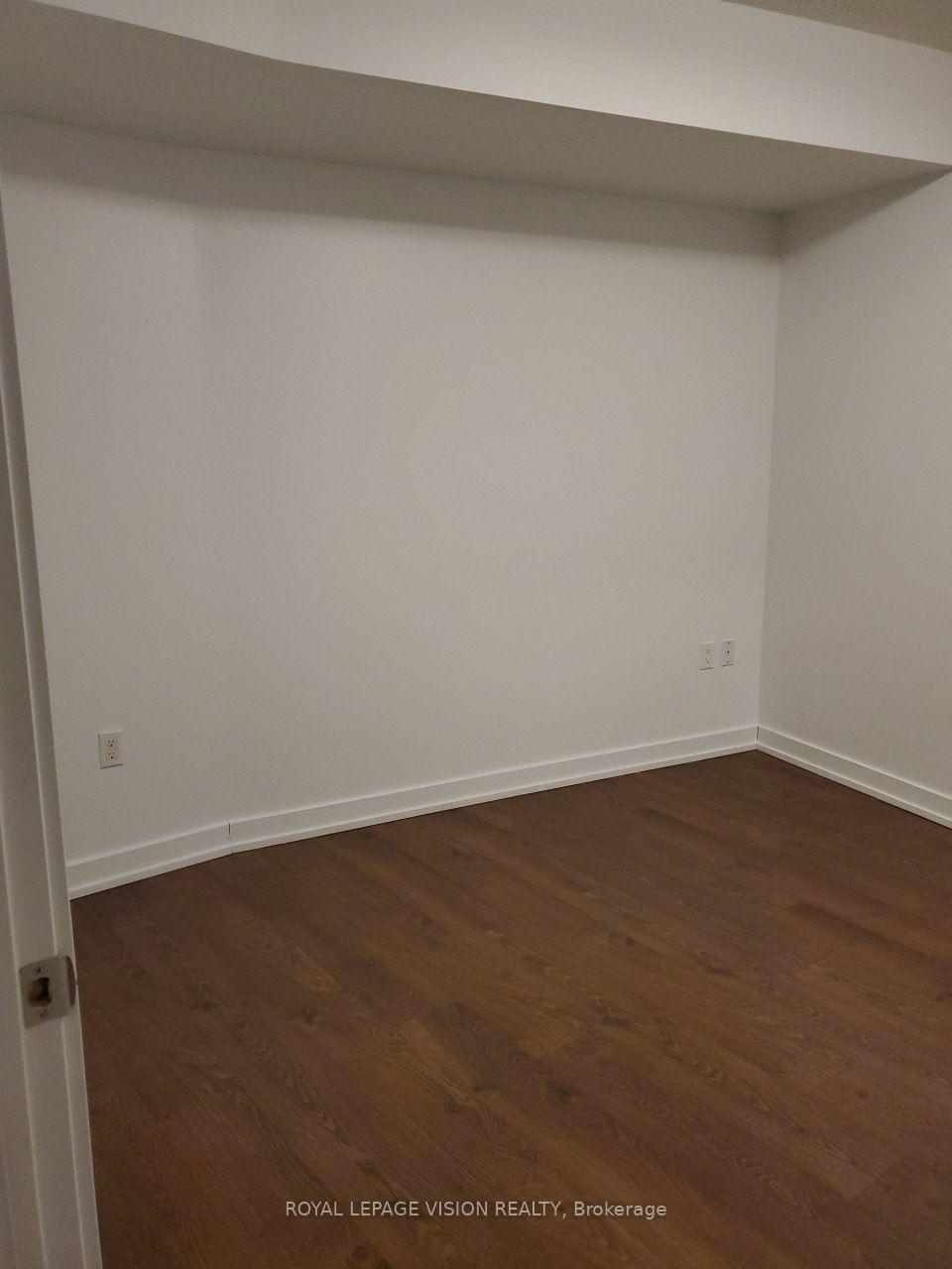 Photo 5 of Unit 1410, 10 York Street, Toronto, Waterfront Communities — HOMEH