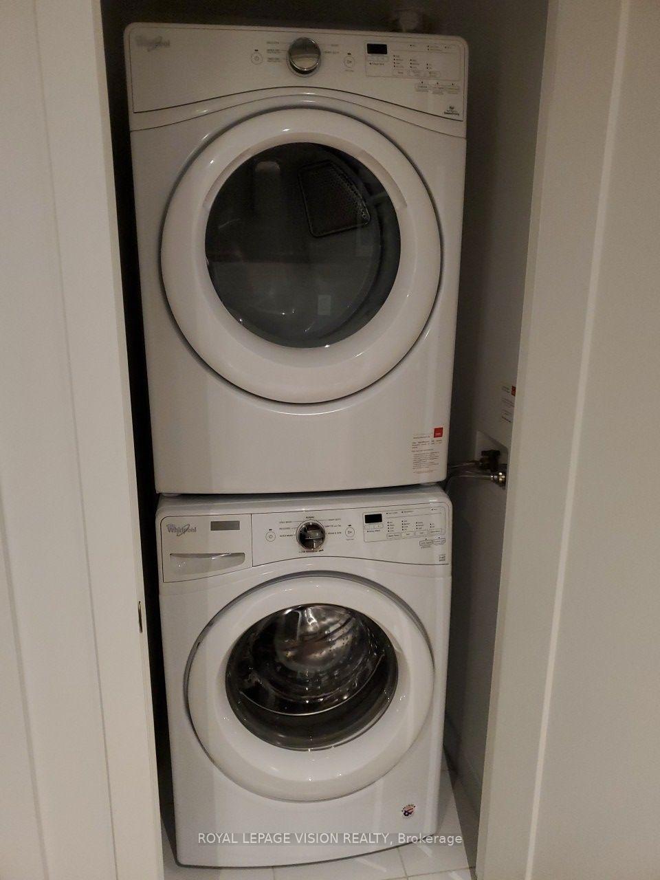 Photo 9 of Unit 1410, 10 York Street, Toronto, Waterfront Communities — HOMEH