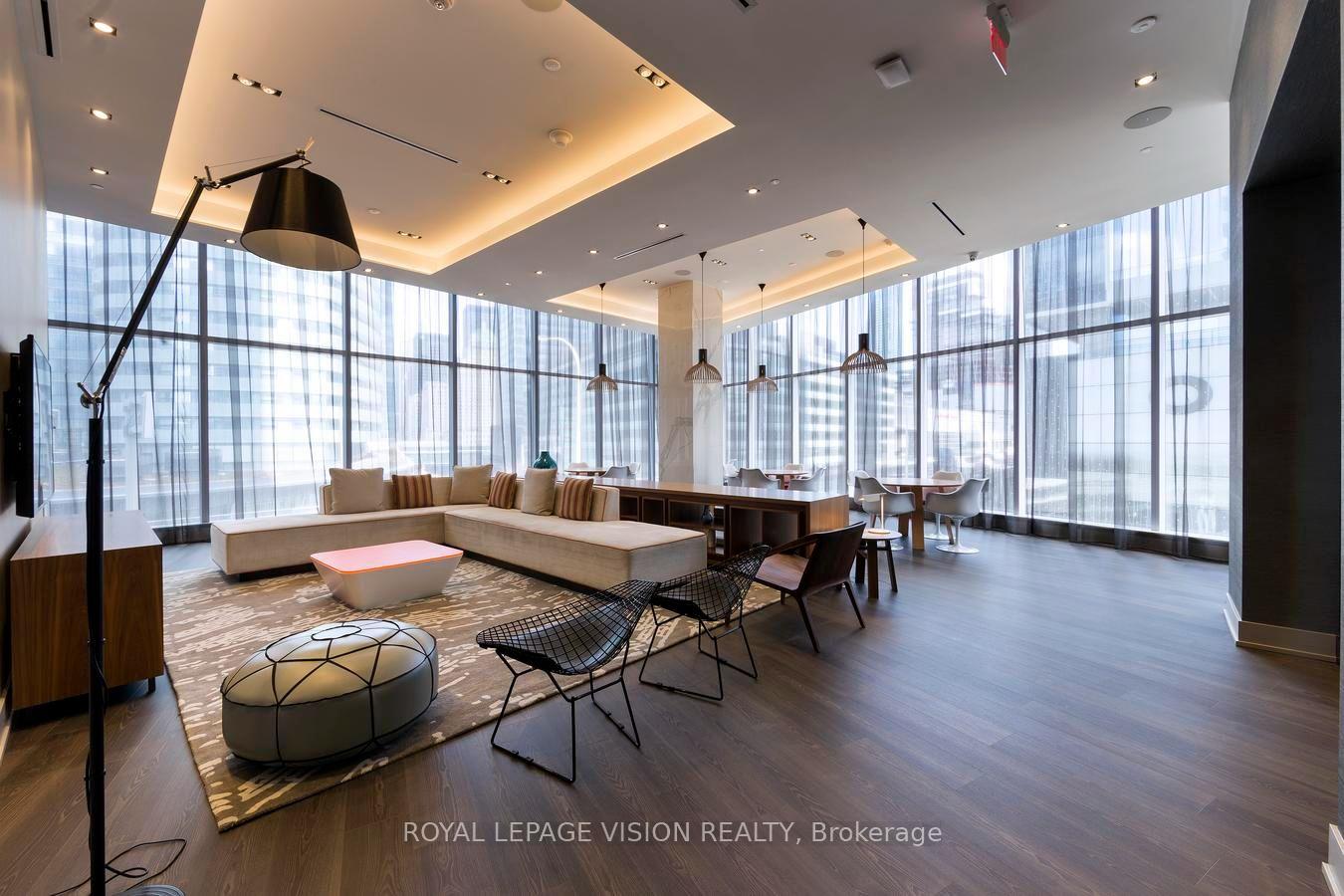 Photo 20 of Unit 1410, 10 York Street, Toronto, Waterfront Communities — HOMEH