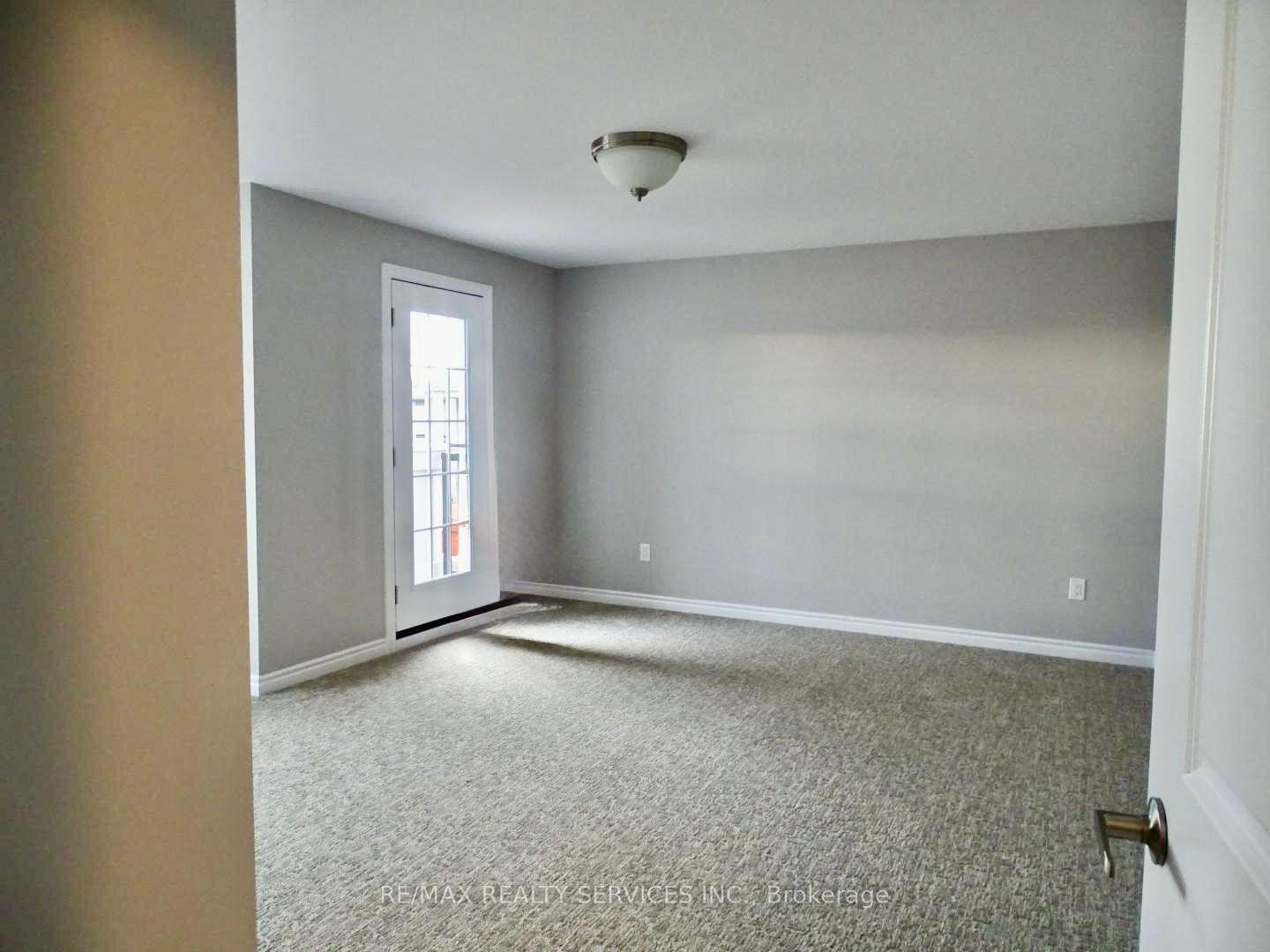 Photo 11 of 204 Bethune Avenue, Welland, Lincoln/Crowland — HOMEH