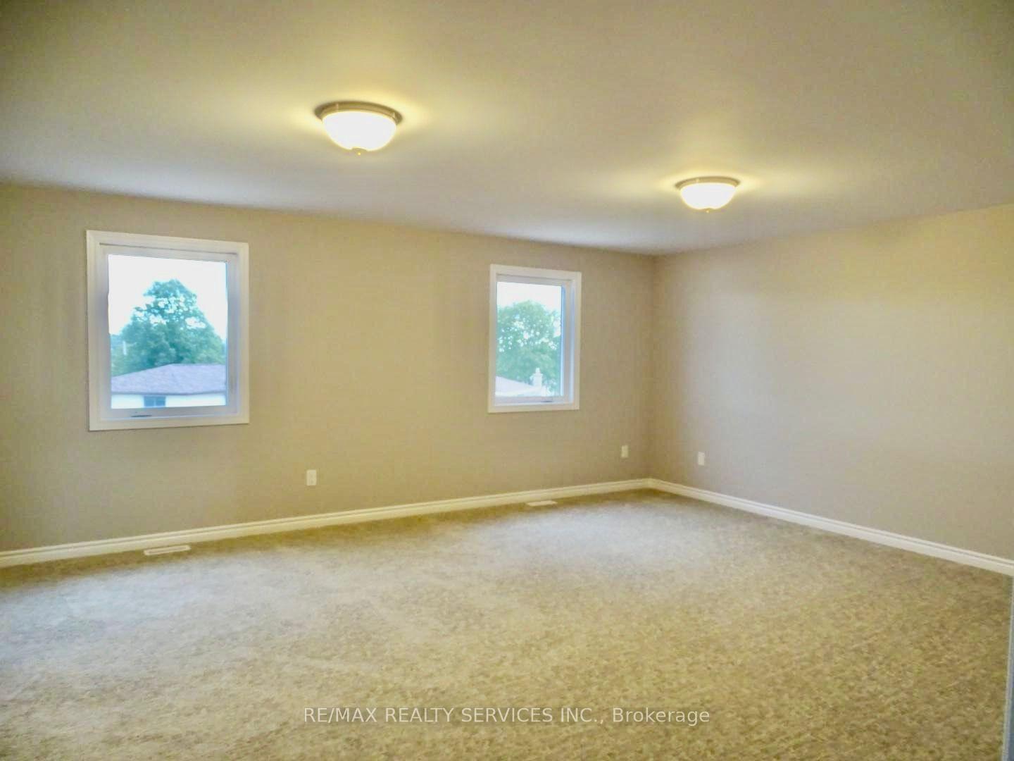 Photo 17 of 204 Bethune Avenue, Welland, Lincoln/Crowland — HOMEH