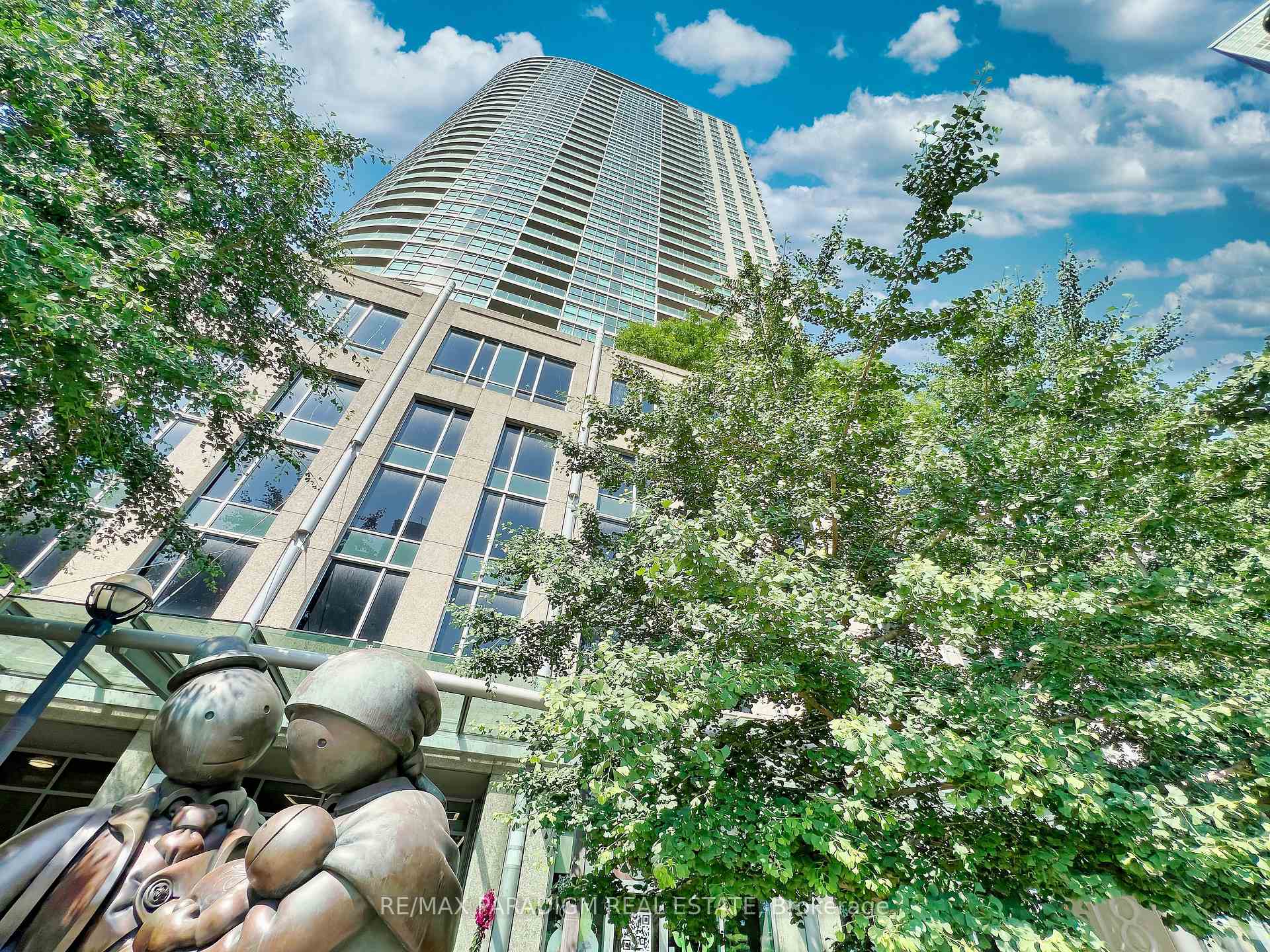 Photo 2 of Unit 3713, 18 Yonge Street, Toronto, Waterfront Communities — HOMEH