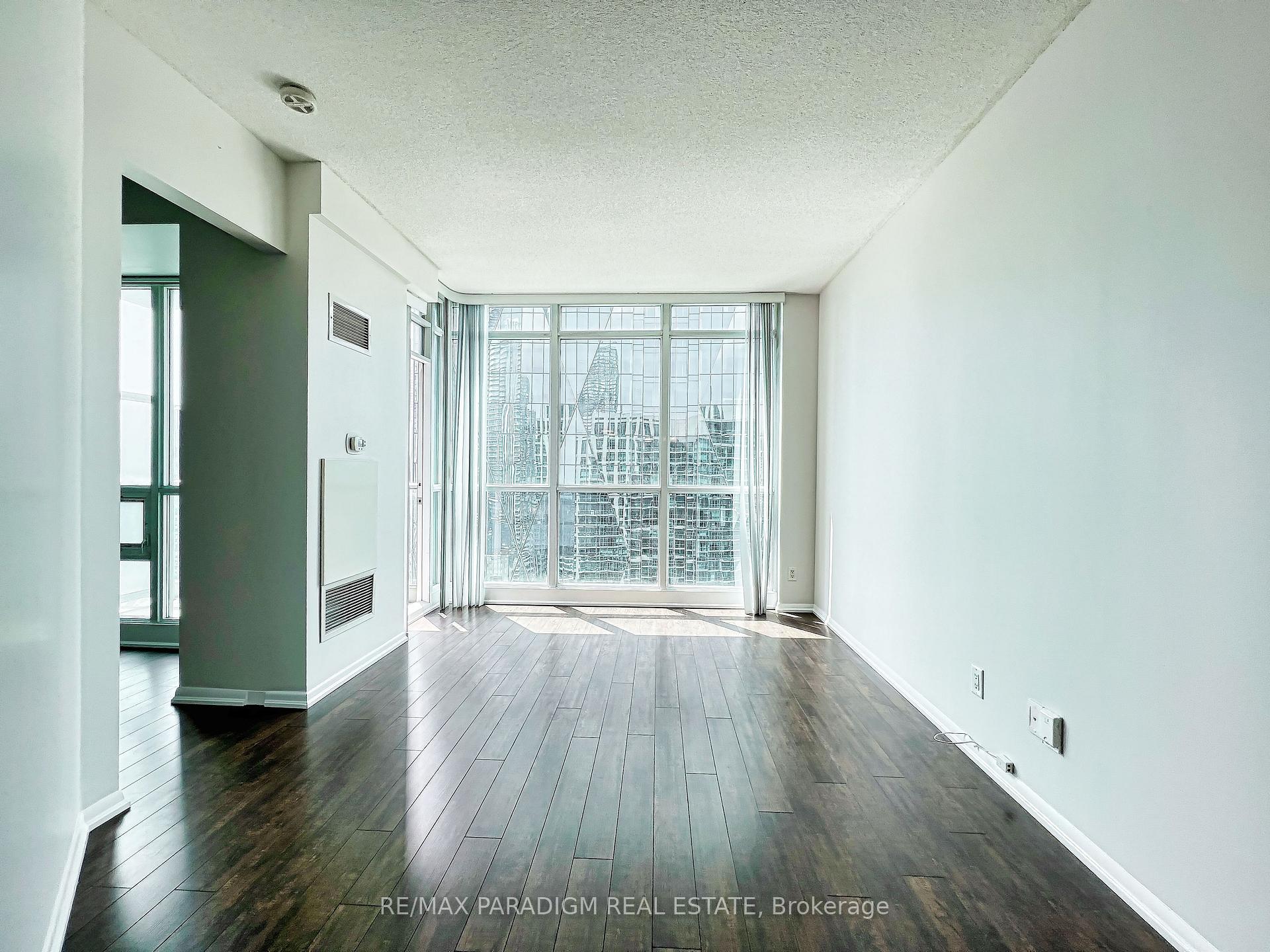 Photo 13 of Unit 3713, 18 Yonge Street, Toronto, Waterfront Communities — HOMEH
