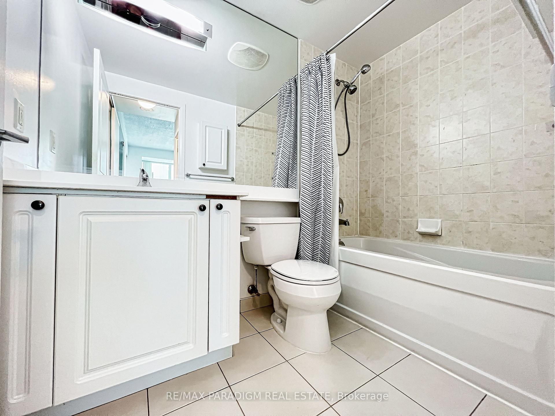 Photo 28 of Unit 3713, 18 Yonge Street, Toronto, Waterfront Communities — HOMEH