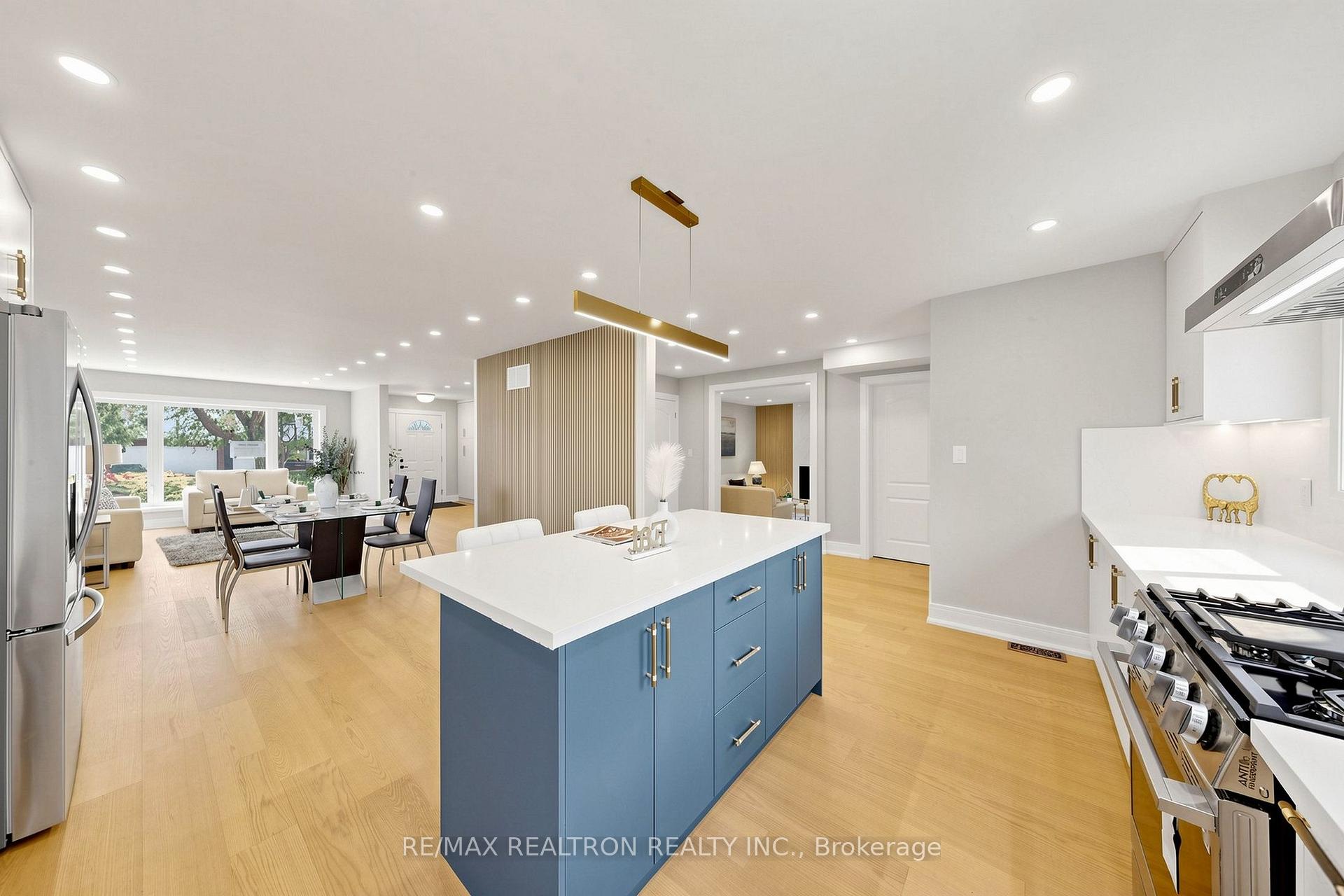 Photo 18 of 75 Pringle Avenue, Markham, Markham Village — HOMEH