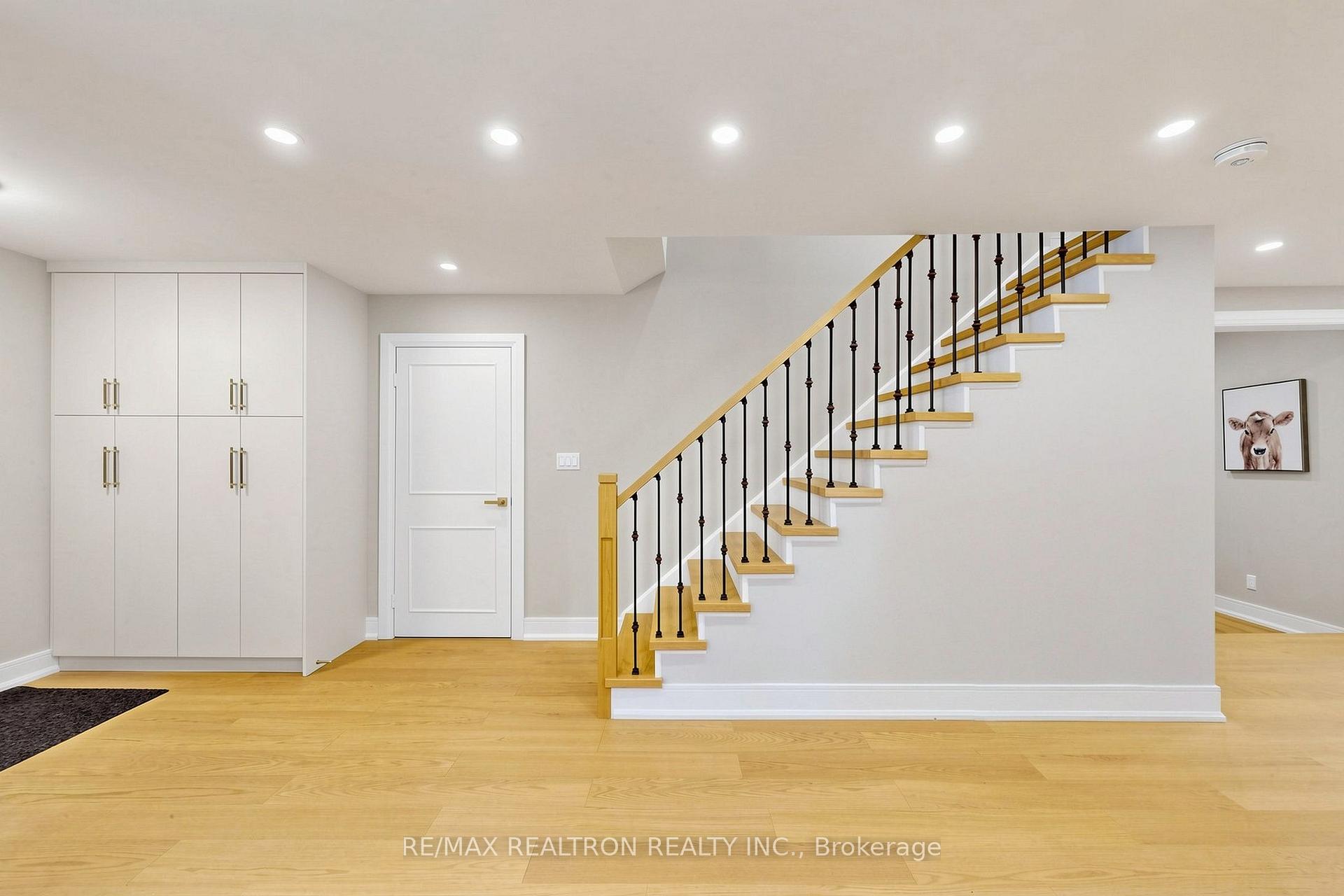 Photo 22 of 75 Pringle Avenue, Markham, Markham Village — HOMEH