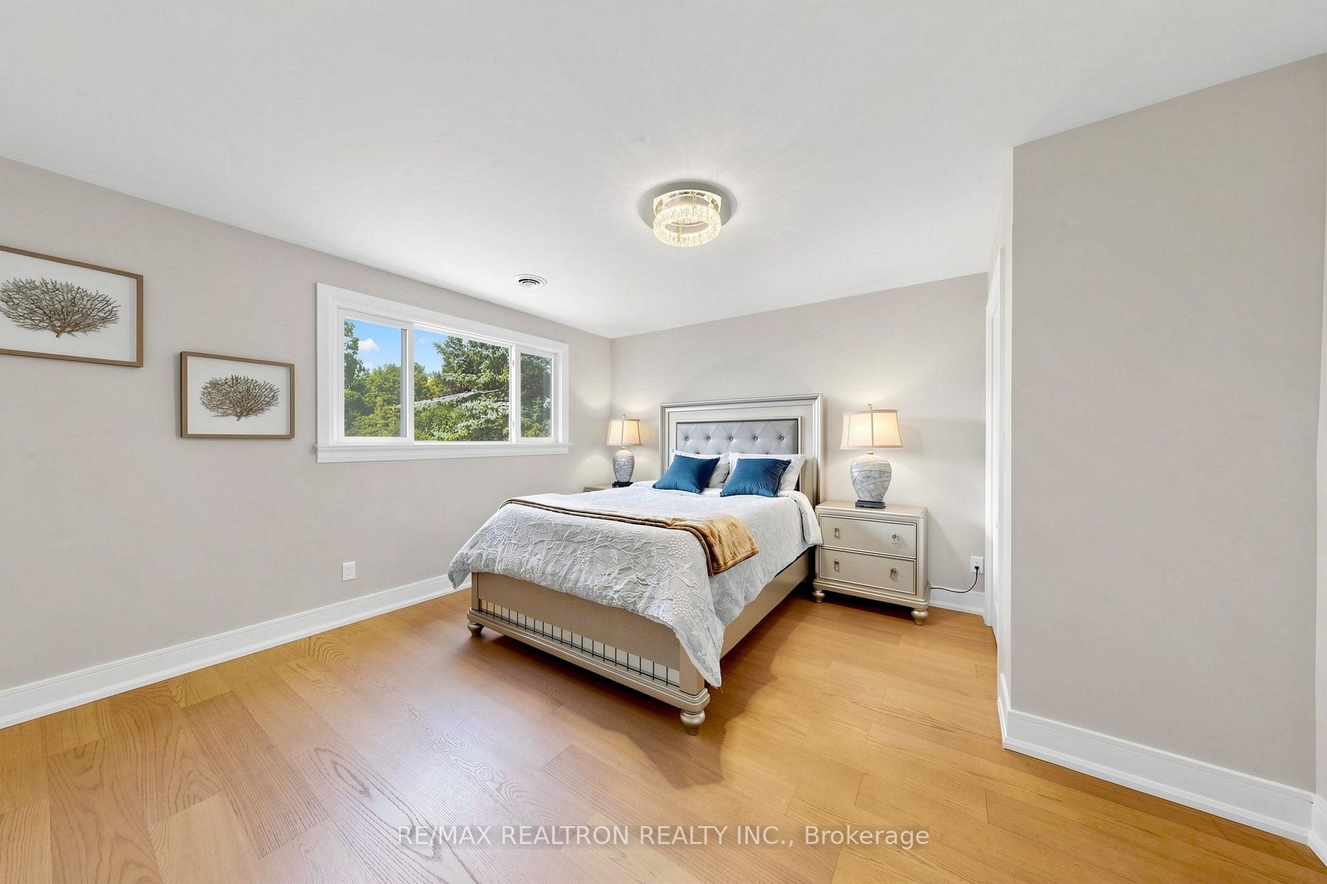 Photo 26 of 75 Pringle Avenue, Markham, Markham Village — HOMEH
