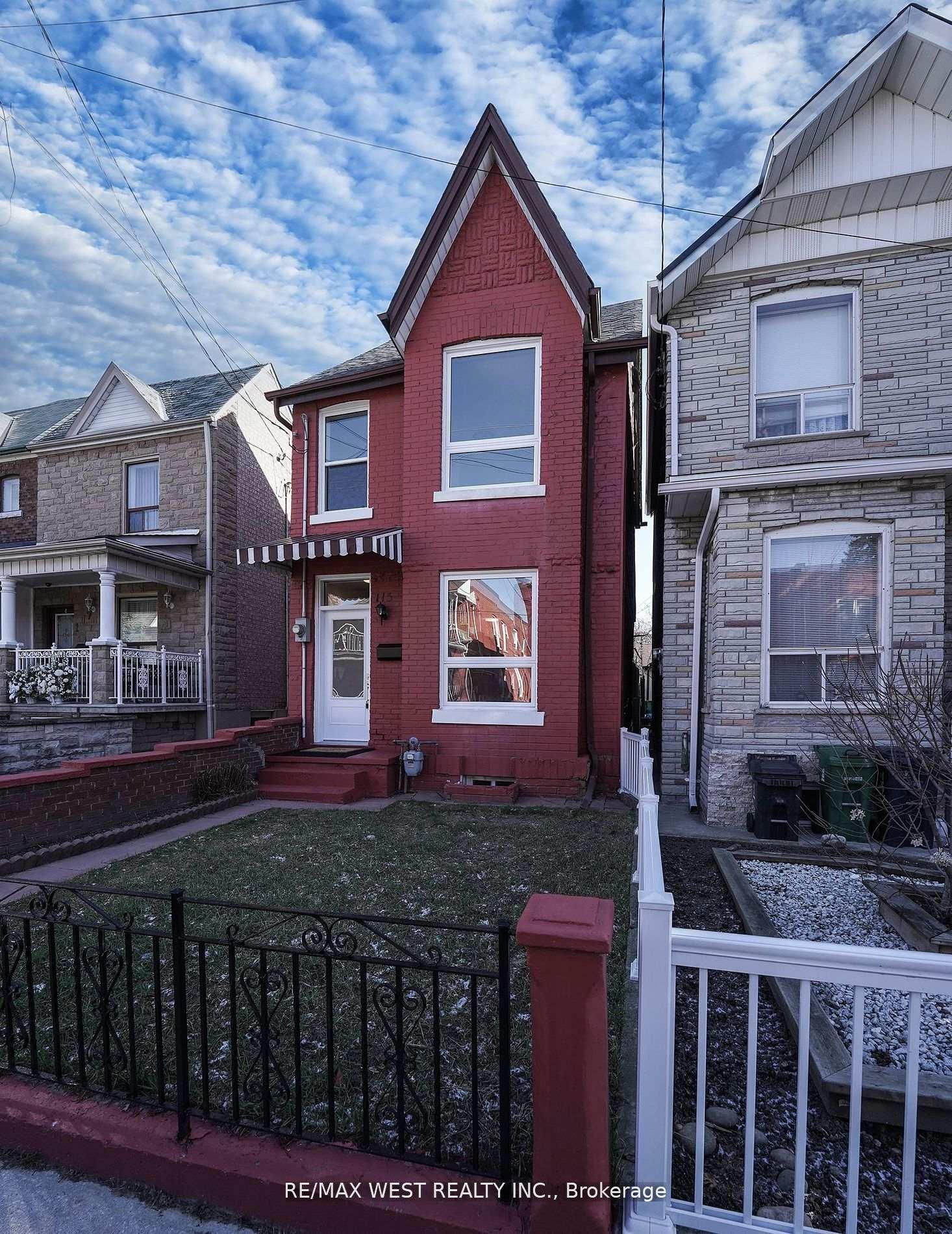 Photo 2 of 115 Edwin Avenue, Toronto, Dovercourt-Wallace Emerson-Junction — HOMEH