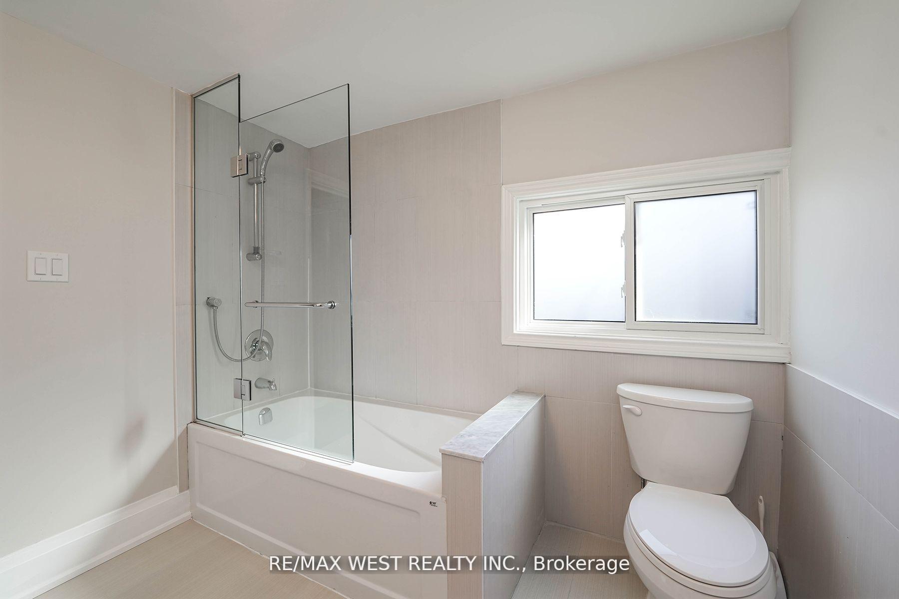 Photo 21 of 115 Edwin Avenue, Toronto, Dovercourt-Wallace Emerson-Junction — HOMEH