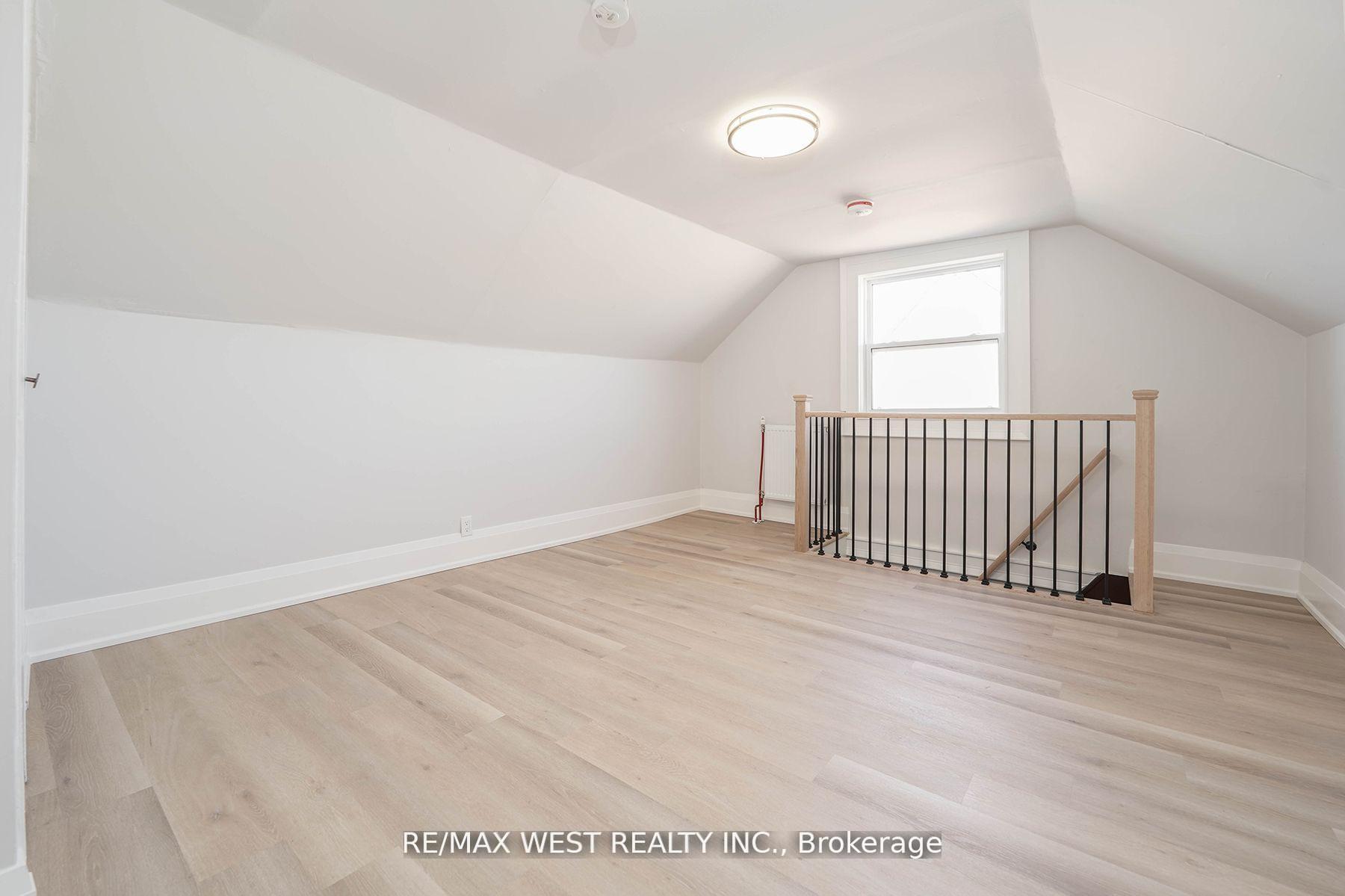 Photo 36 of 115 Edwin Avenue, Toronto, Dovercourt-Wallace Emerson-Junction — HOMEH
