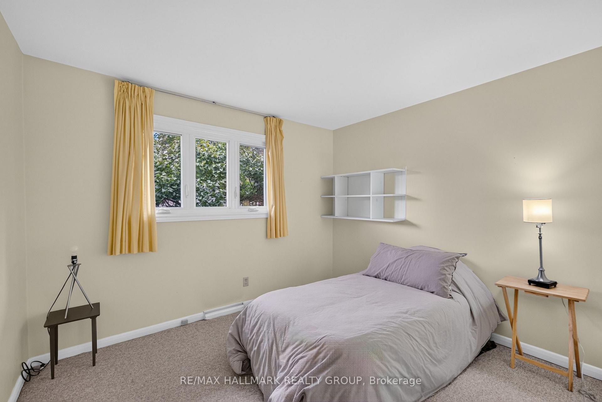 Photo 30 of 936 Parkhurst Boulevard, Ottawa, McKellar Heights/Glabar Park — HOMEH
