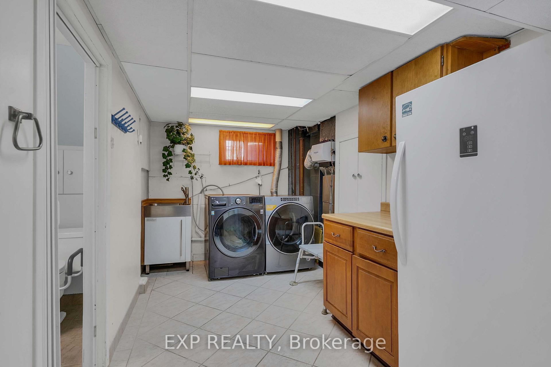 Photo 34 of 6 Jardine Place, Etobicoke, Willowridge-Martingrove-Richview — HOMEH
