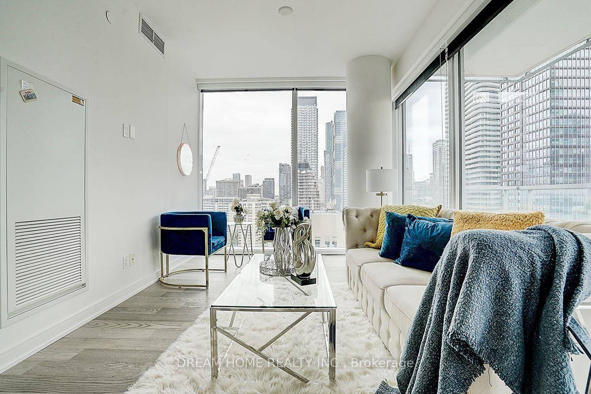 Photo 18 of Unit 1809, 3 Gloucester Street, Toronto, Church-Yonge Corridor — HOMEH
