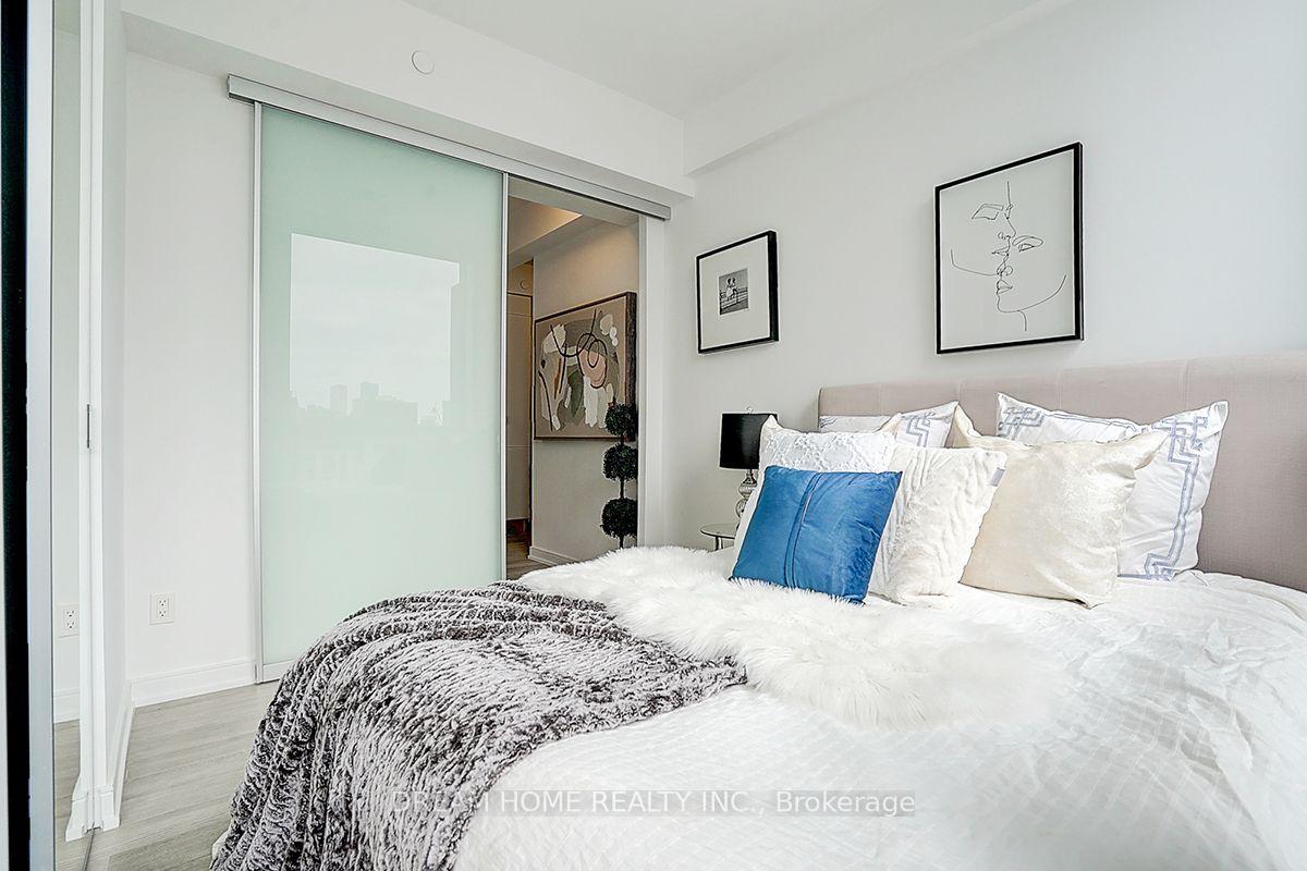 Photo 30 of Unit 1809, 3 Gloucester Street, Toronto, Church-Yonge Corridor — HOMEH