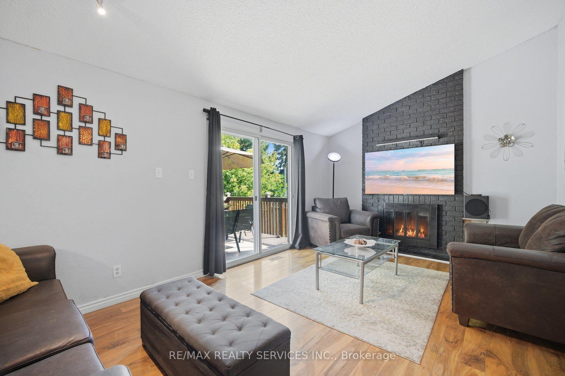 Photo 17 of 12 Ladin Drive, Brampton, Westgate — HOMEH
