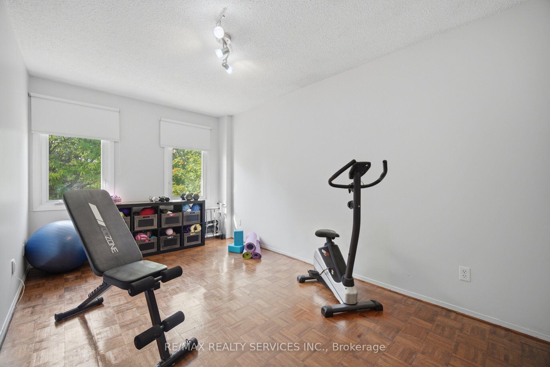 Photo 28 of 12 Ladin Drive, Brampton, Westgate — HOMEH