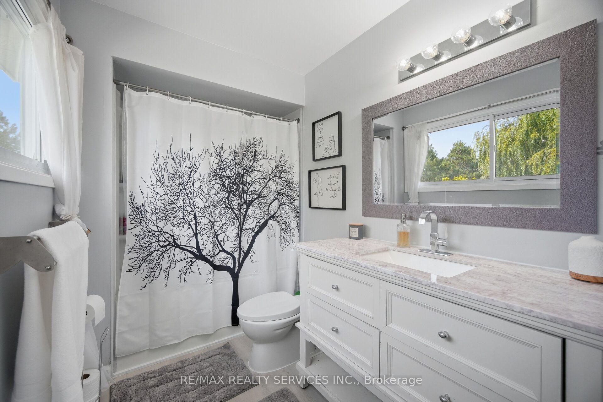 Photo 31 of 12 Ladin Drive, Brampton, Westgate — HOMEH